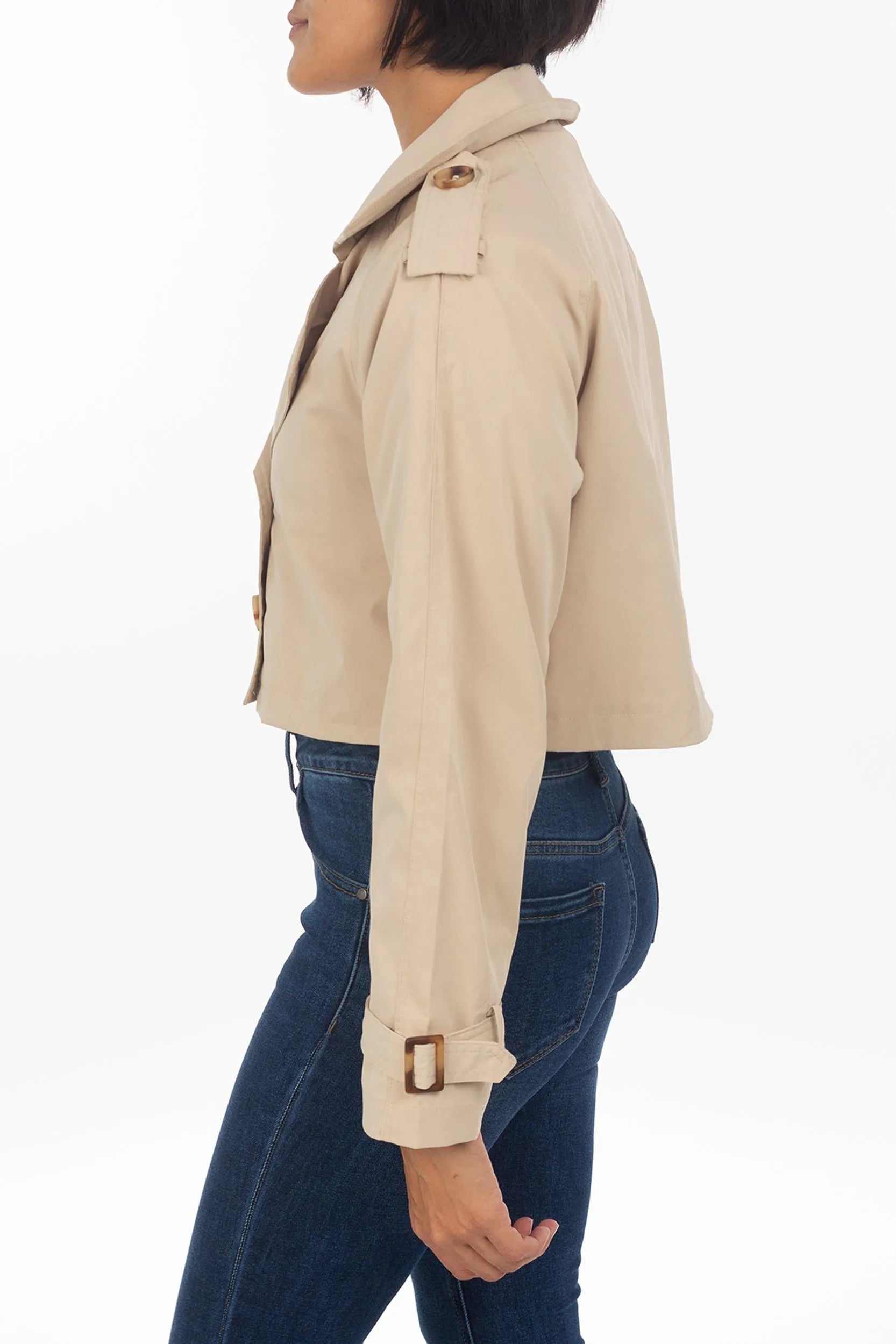 Short trench coat