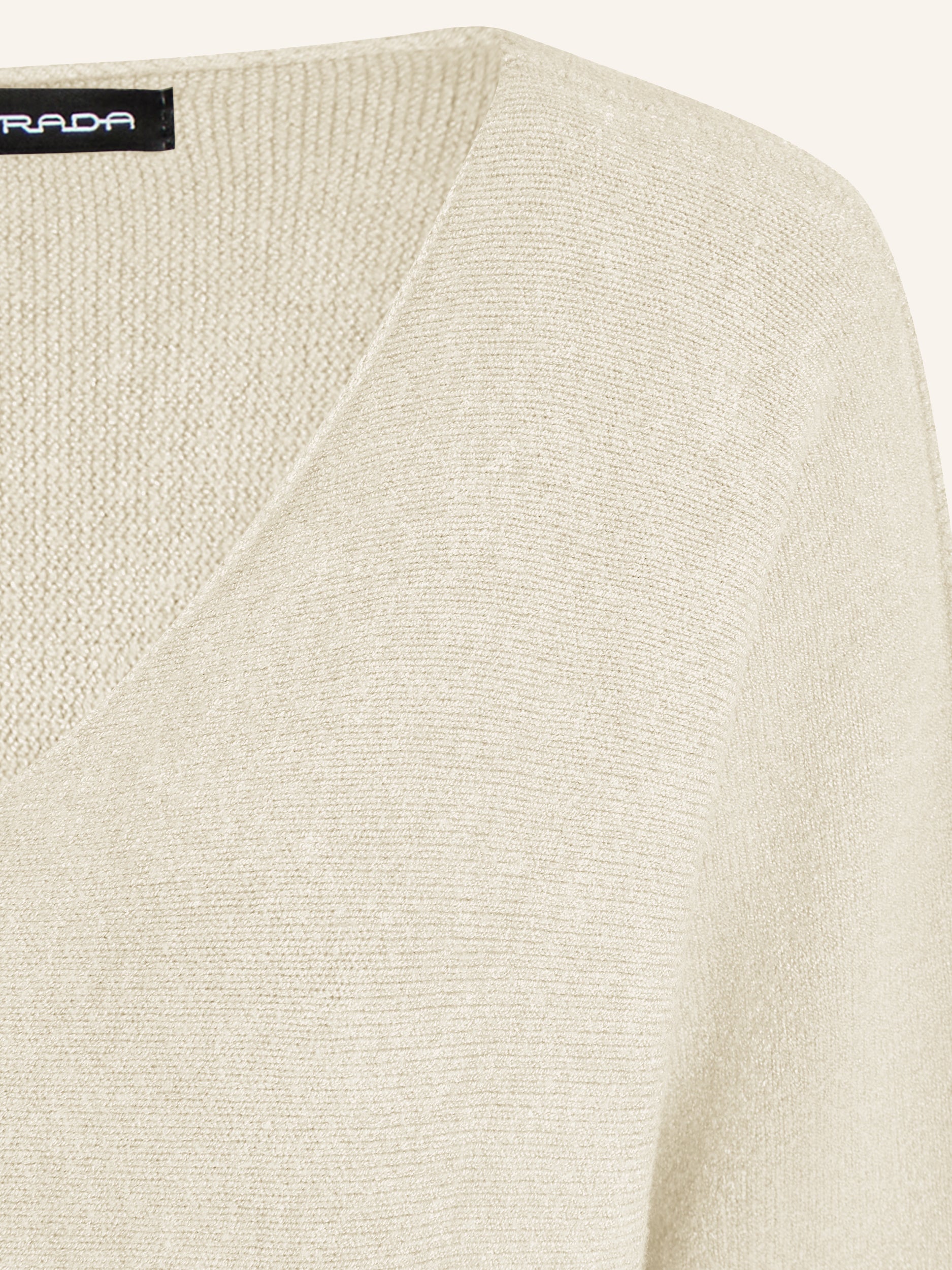 Elegantes Feinstrick-Shirt