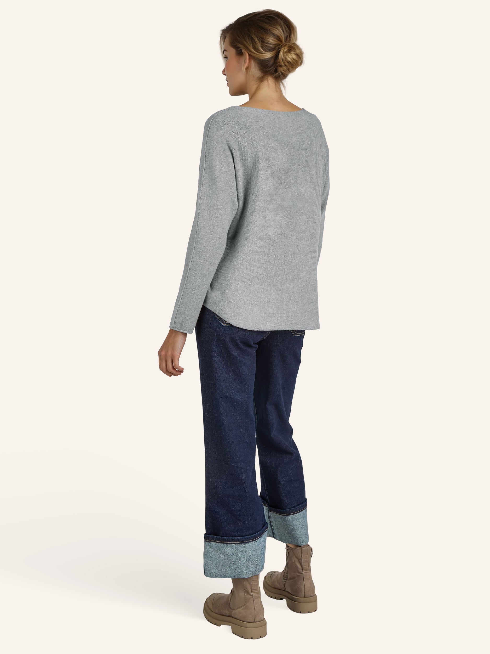 Elegantes Feinstrick-Shirt