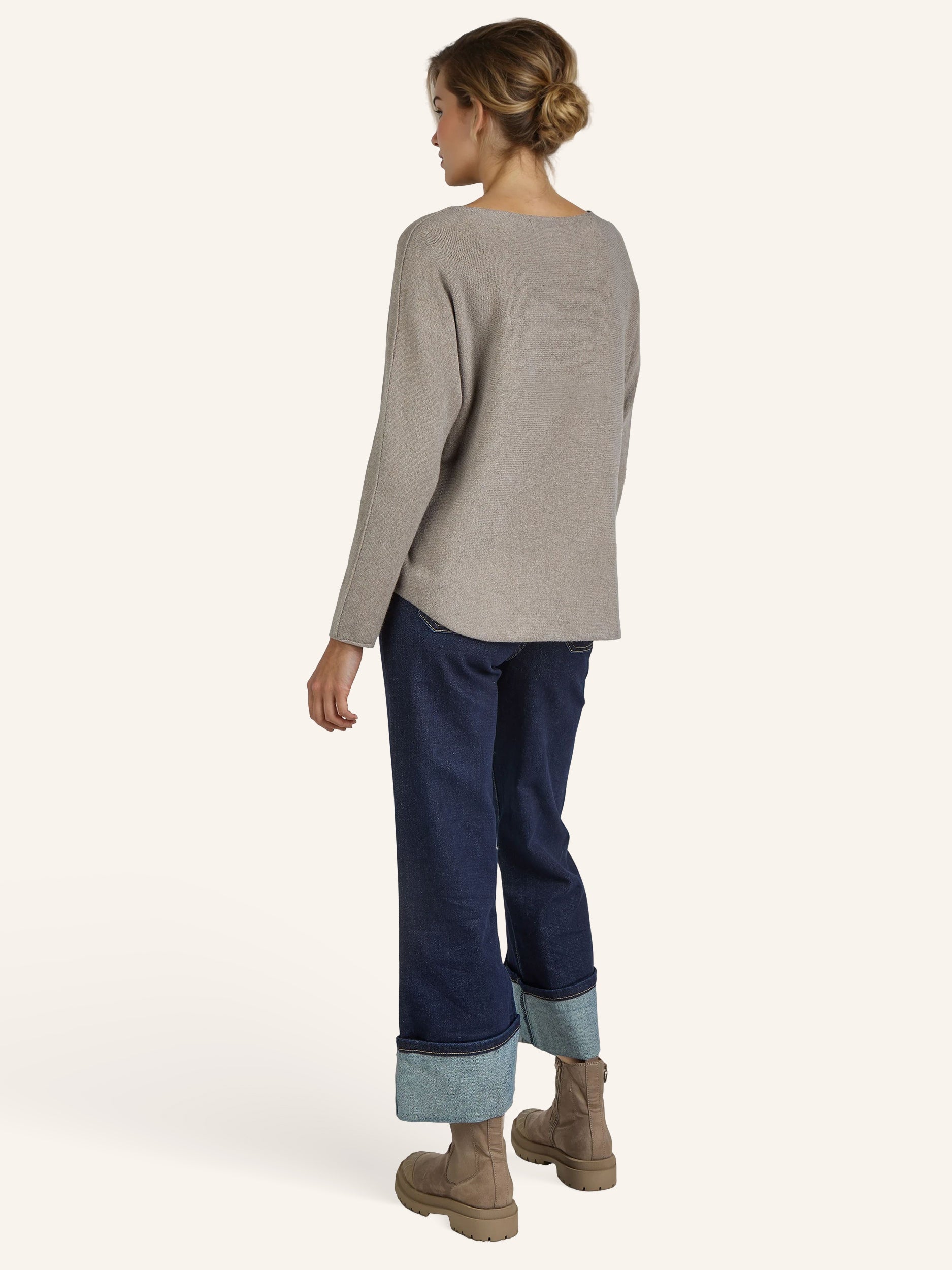 Elegantes Feinstrick-Shirt