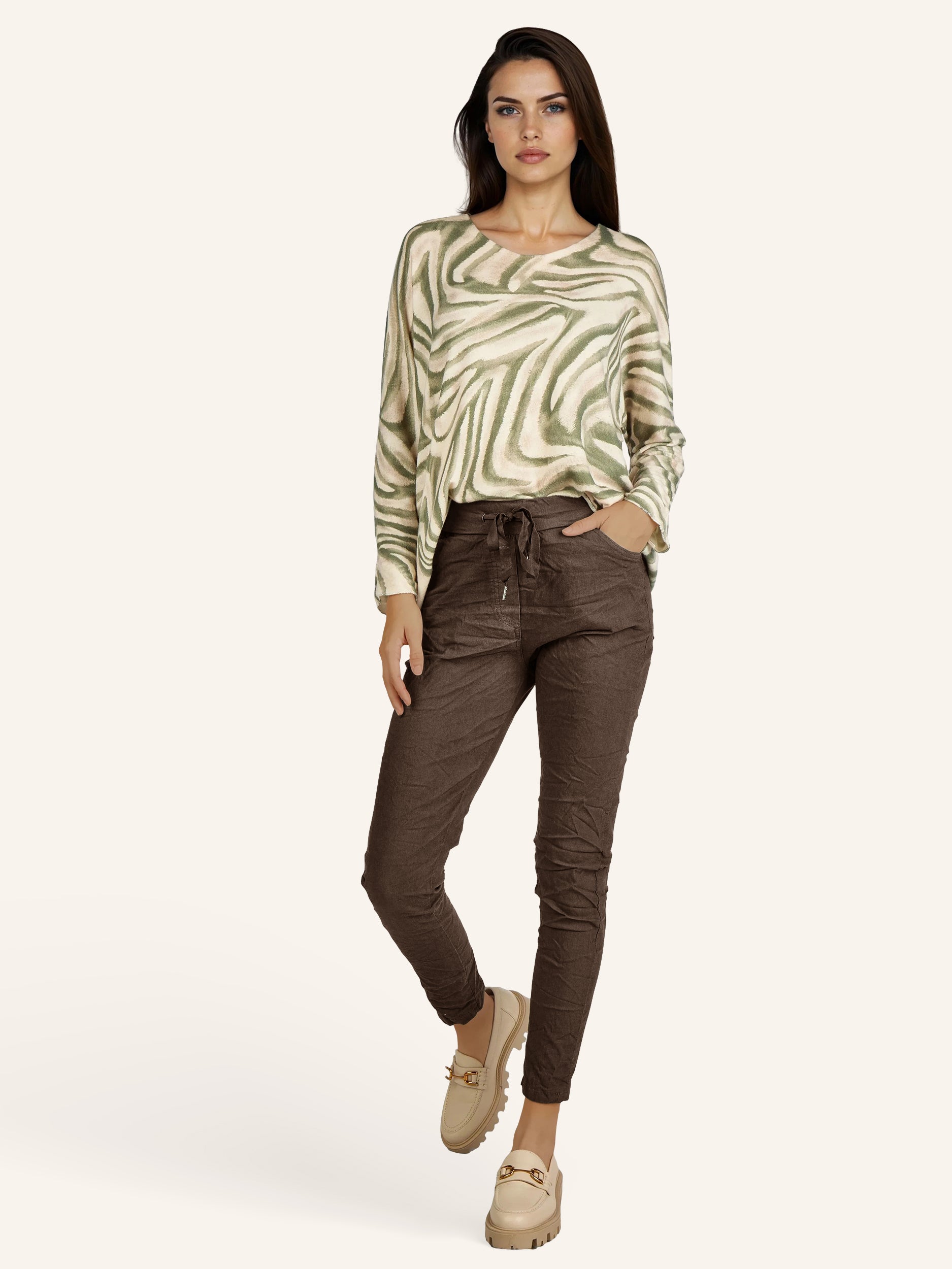 Loan trousers in the crinkle look