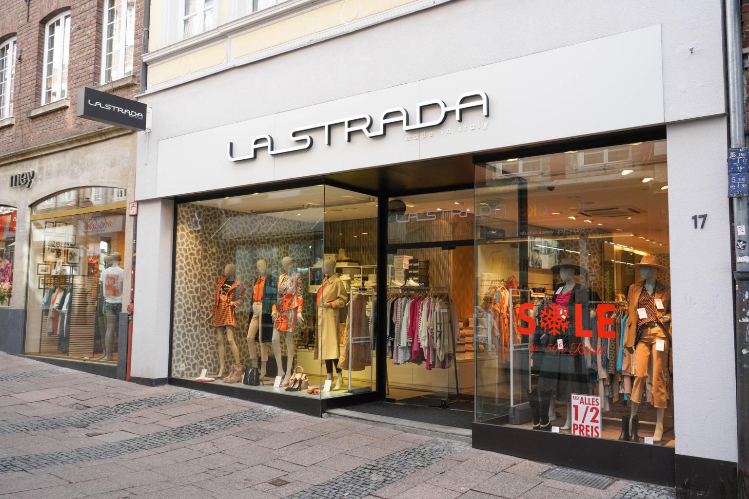 La Strada Filiale Aachen Außenansicht des Stores