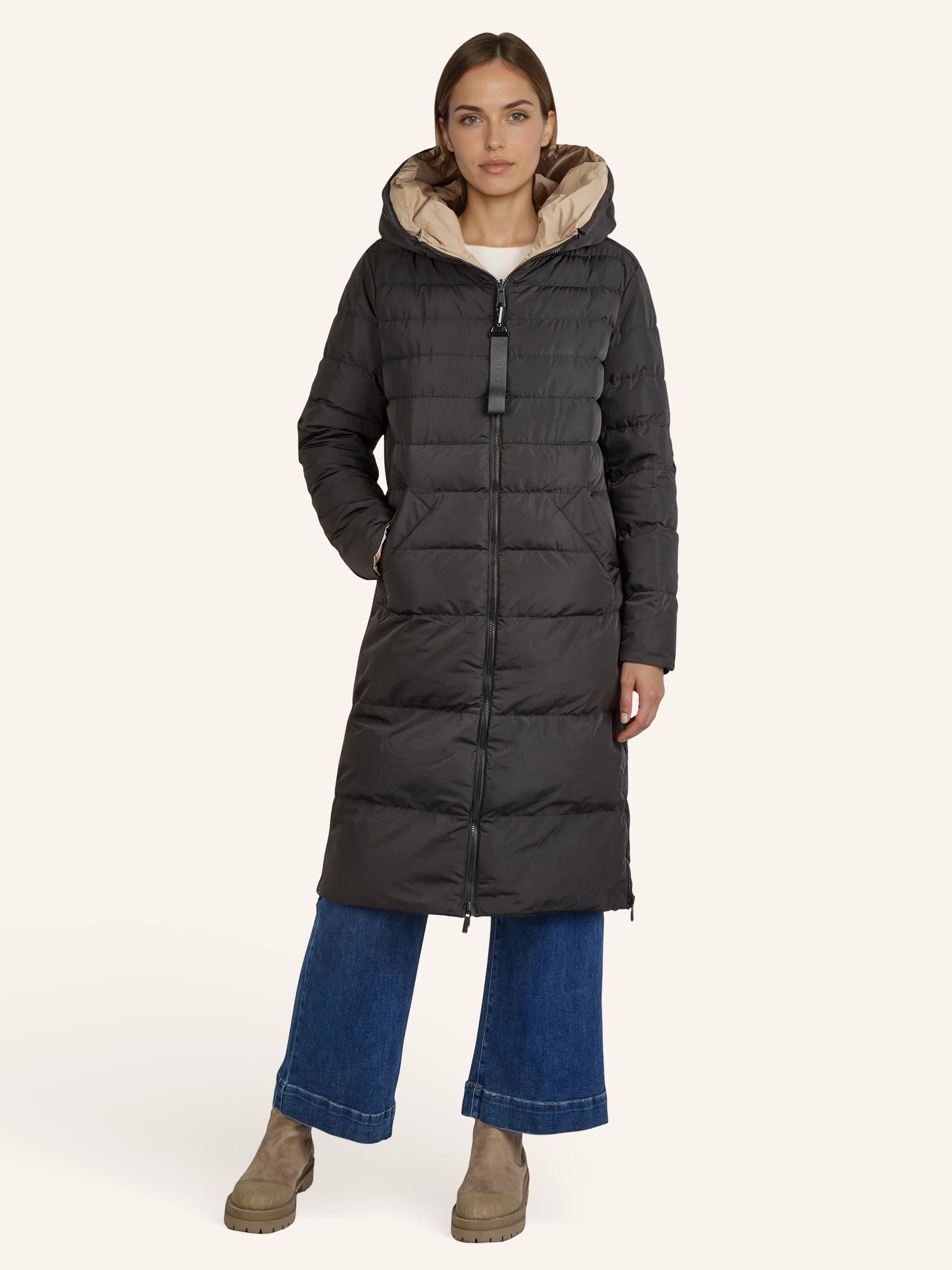 Reversible quilted coat with hood