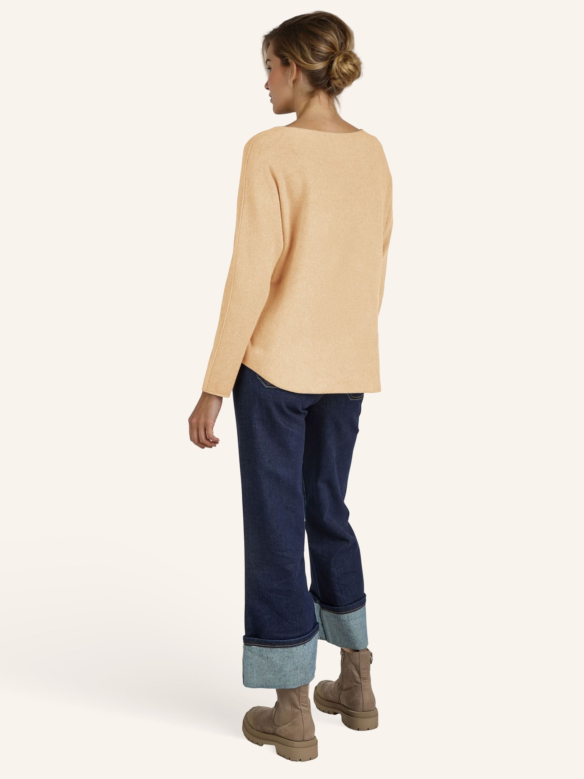 Elegantes Feinstrick-Shirt