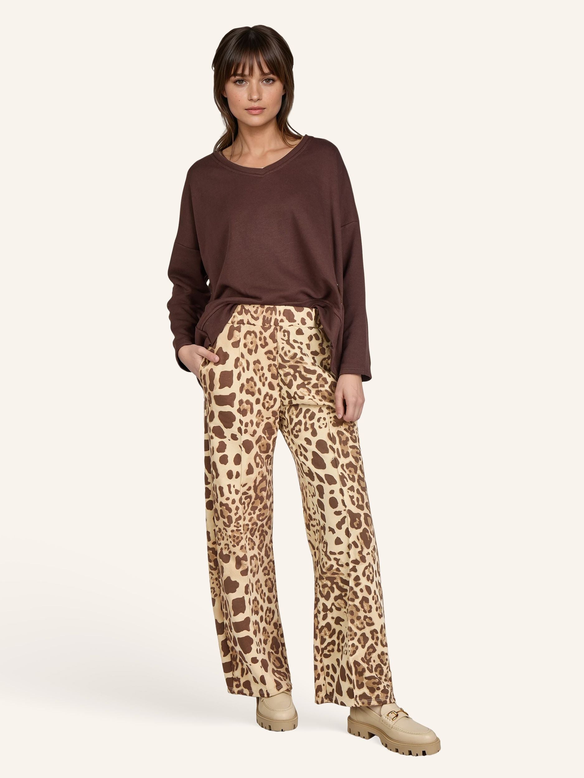Weit geschnittene Hose mit Animal-Print