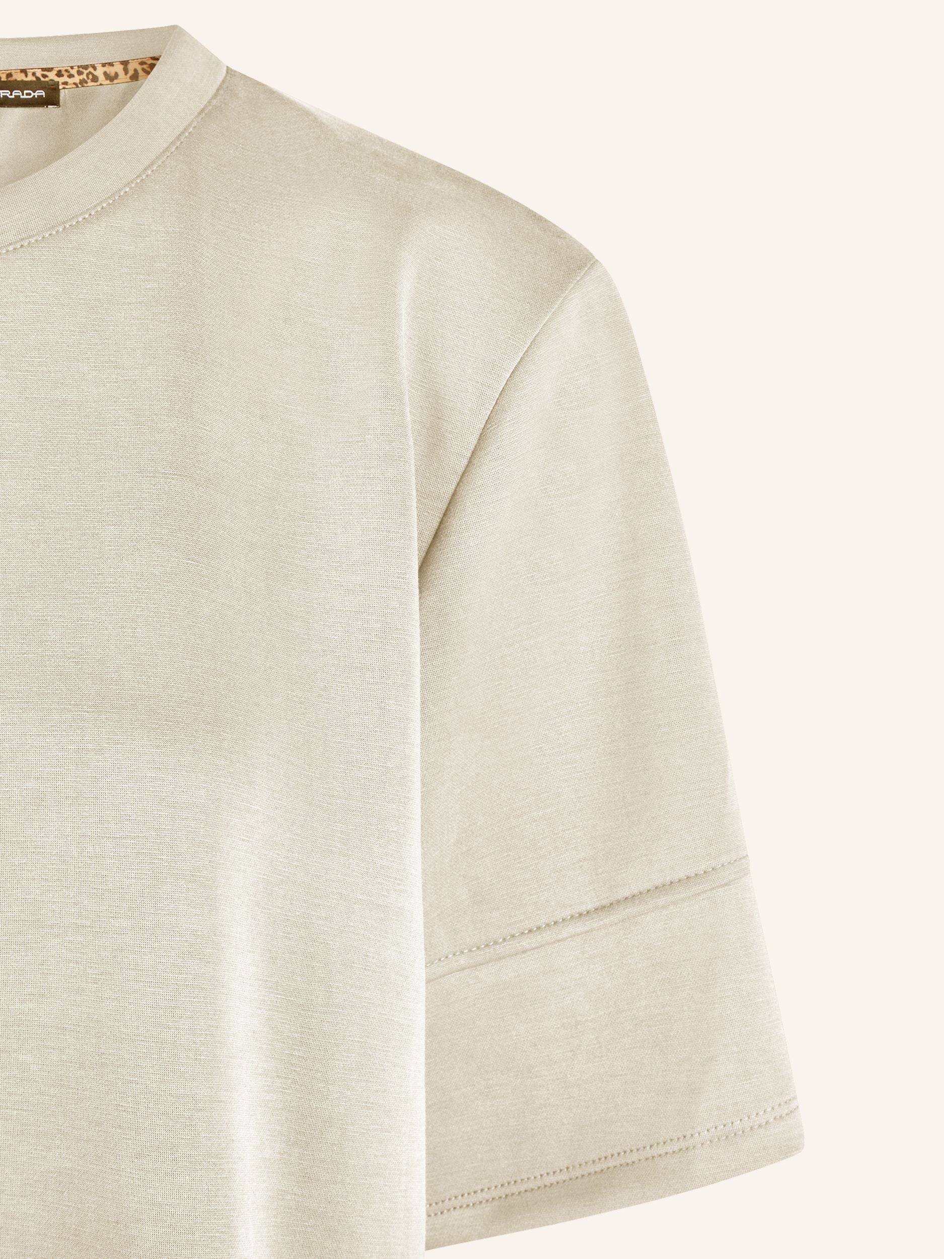 Maglia strutturata con maniche a mezza lunghezza