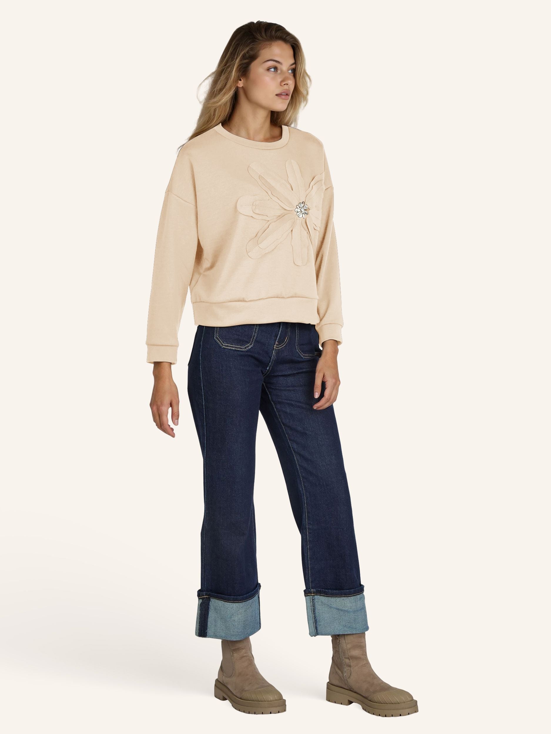 Sweatshirt mit Blüten-Applikation
