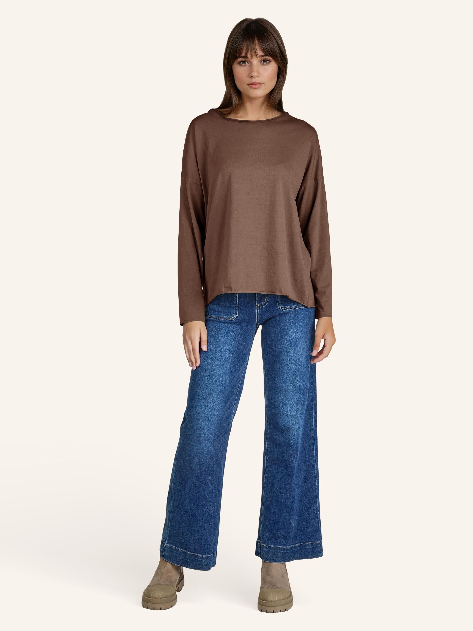 Longsleeve mit weitem Rundhalsausschnitt