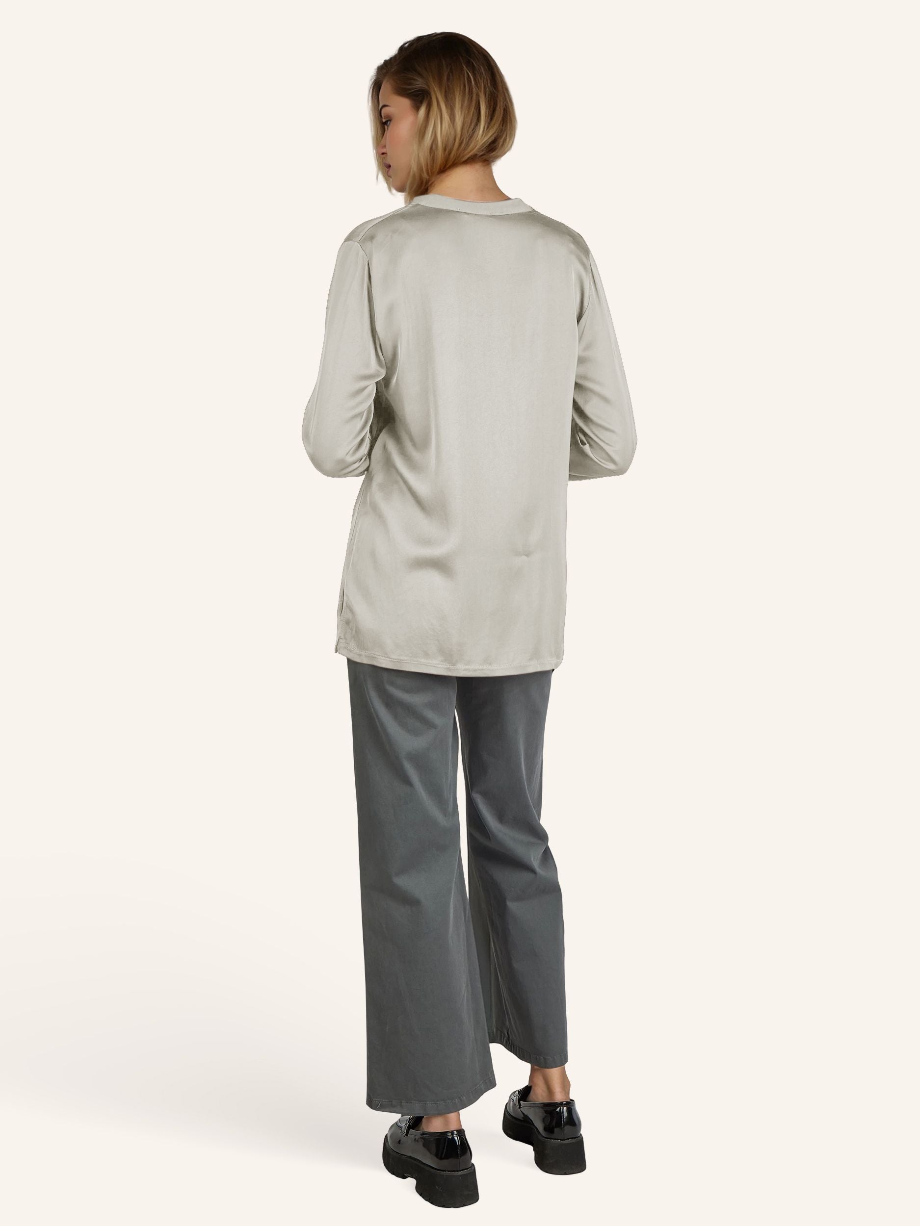 Bluse in Satin-Optik