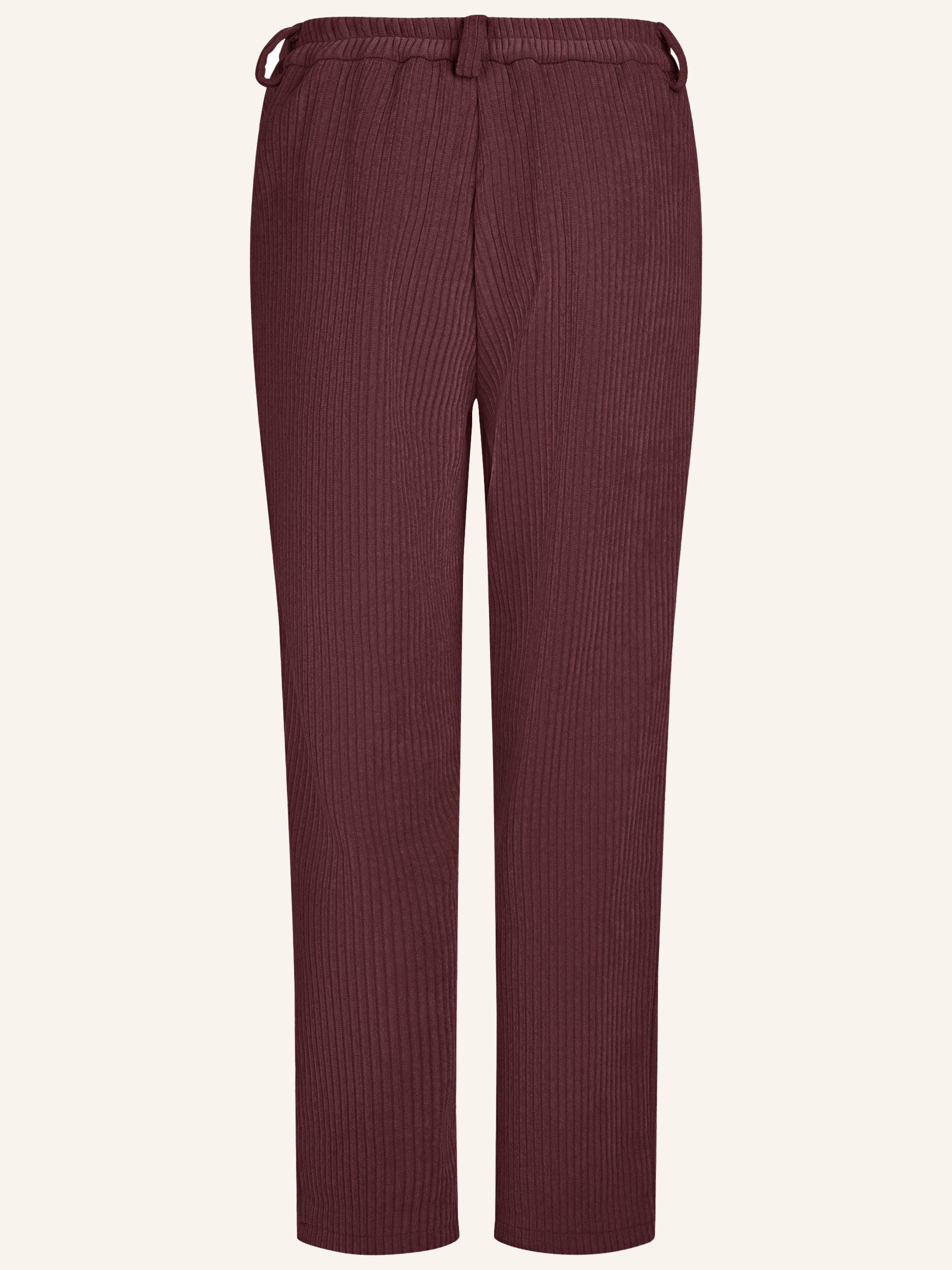 Cordhose in Knöchelhöhe