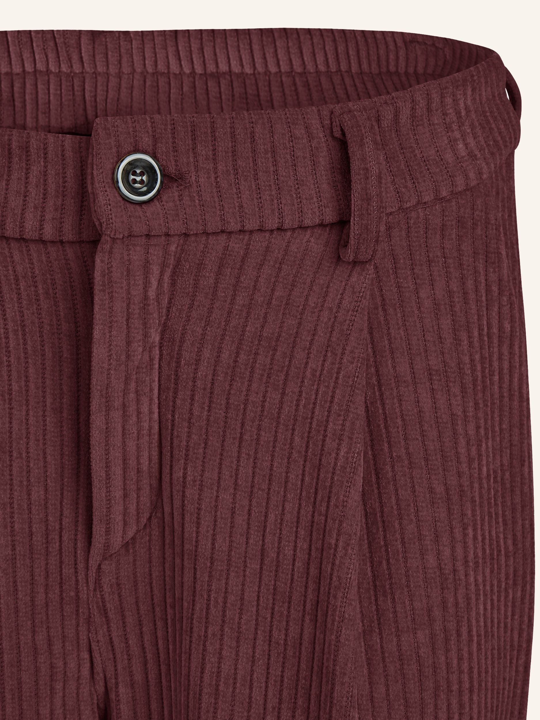 Cordhose in Knöchelhöhe