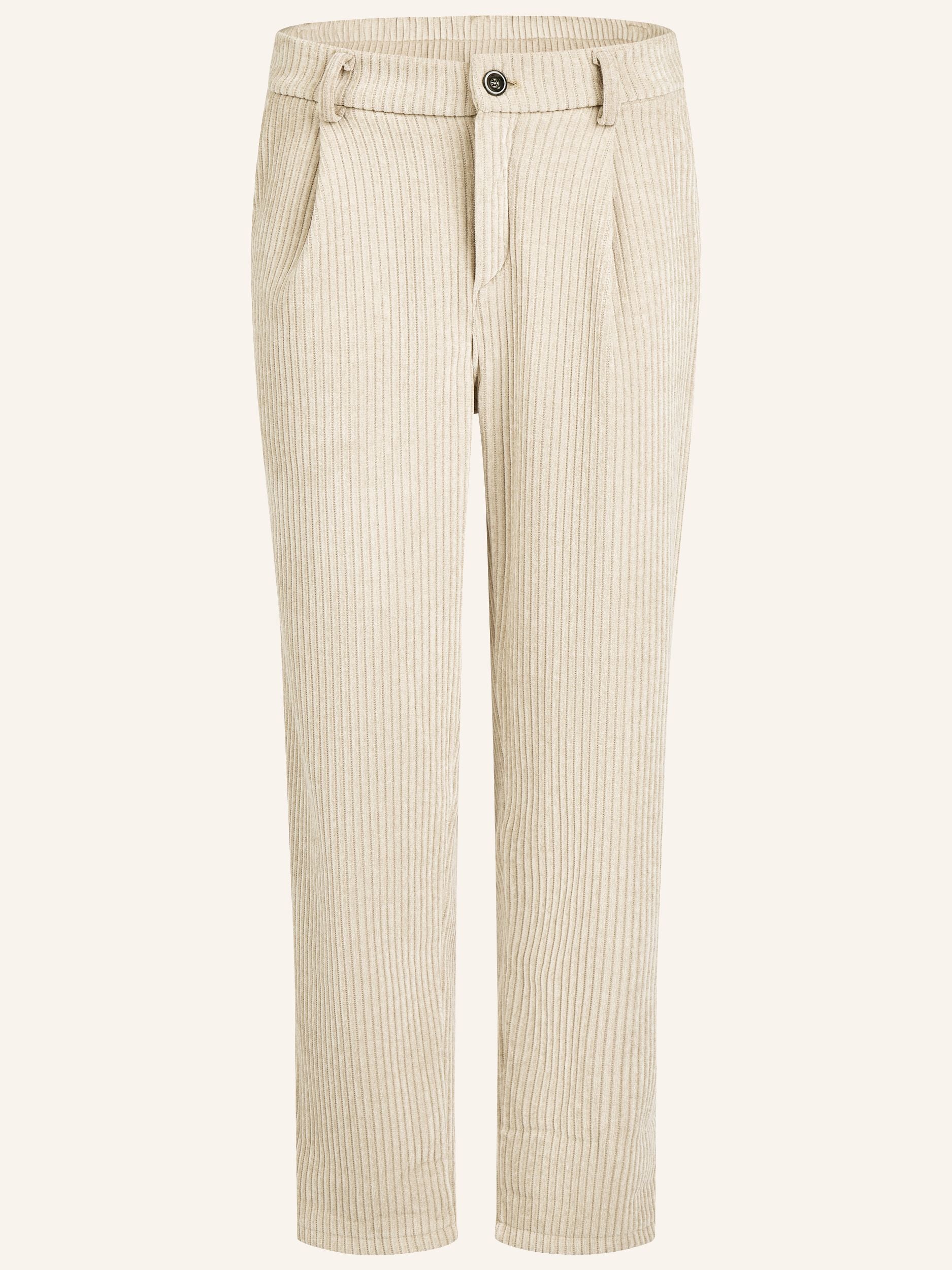 Cordhose in Knöchelhöhe