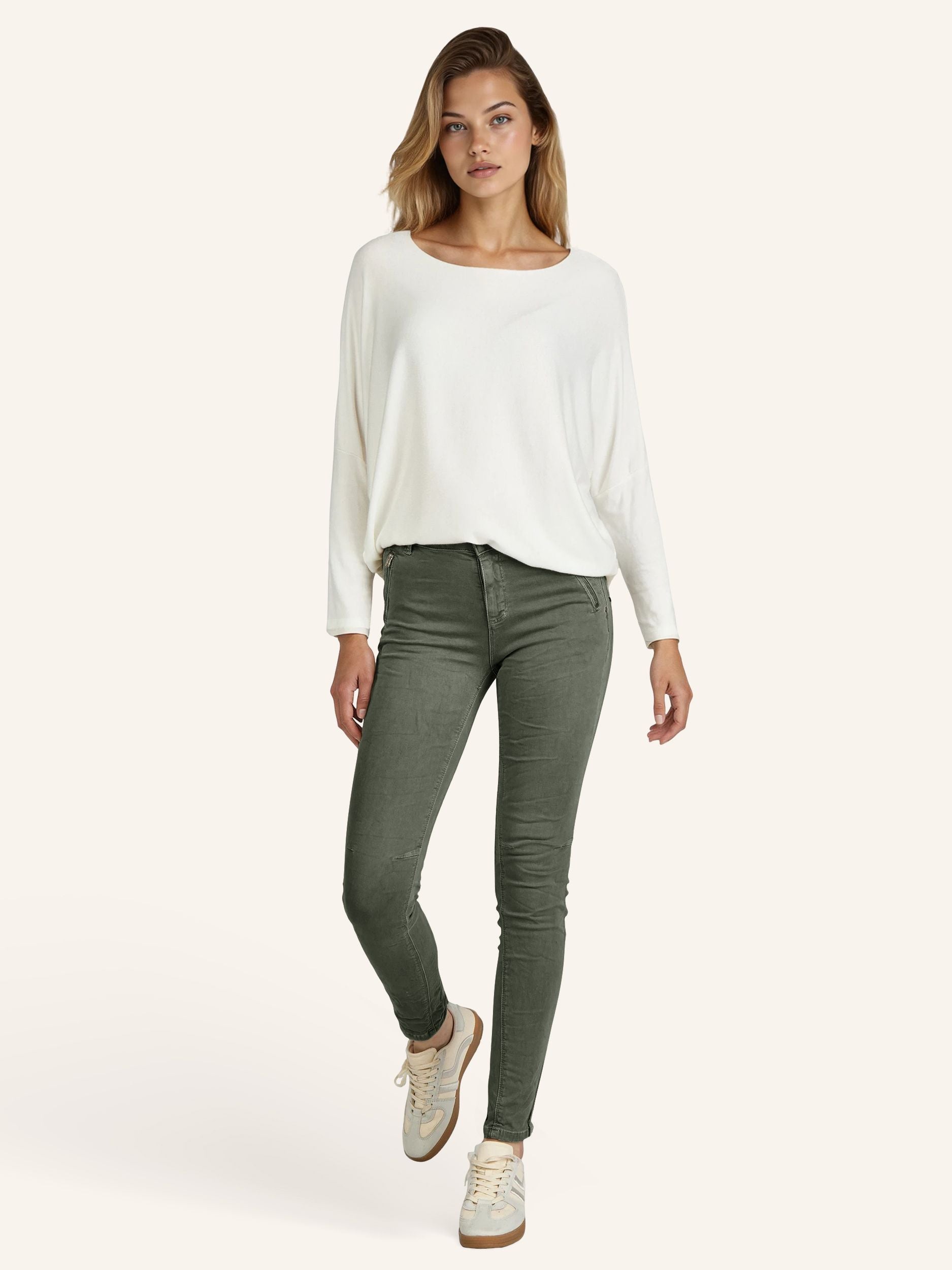 Slim-Fit Jeans