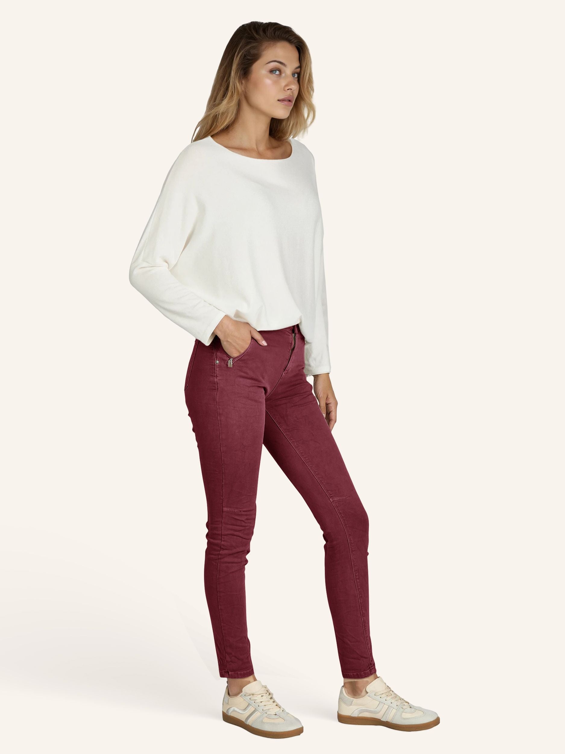 Slim-Fit Jeans