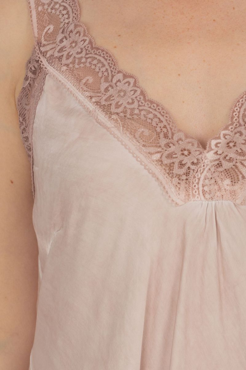 Top mit Spitze
