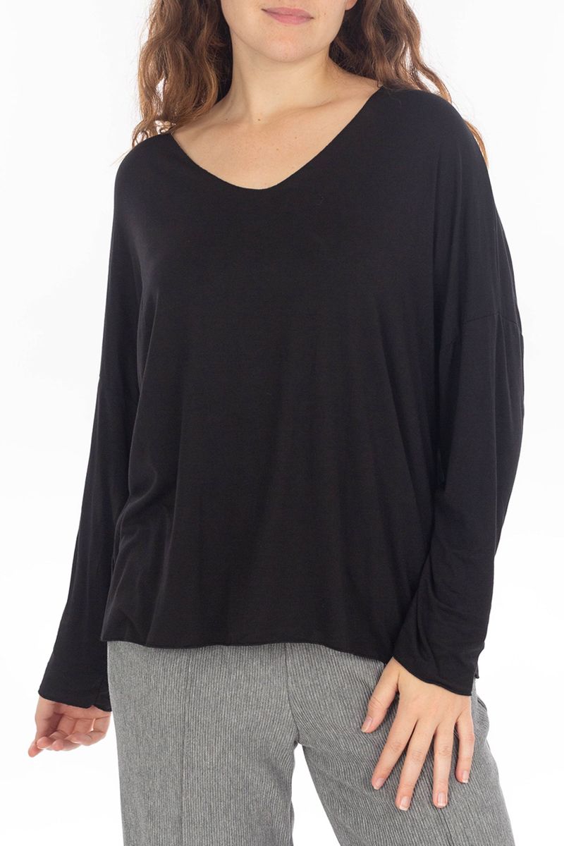 Basic Langarmshirt mit V-Ausschnitt