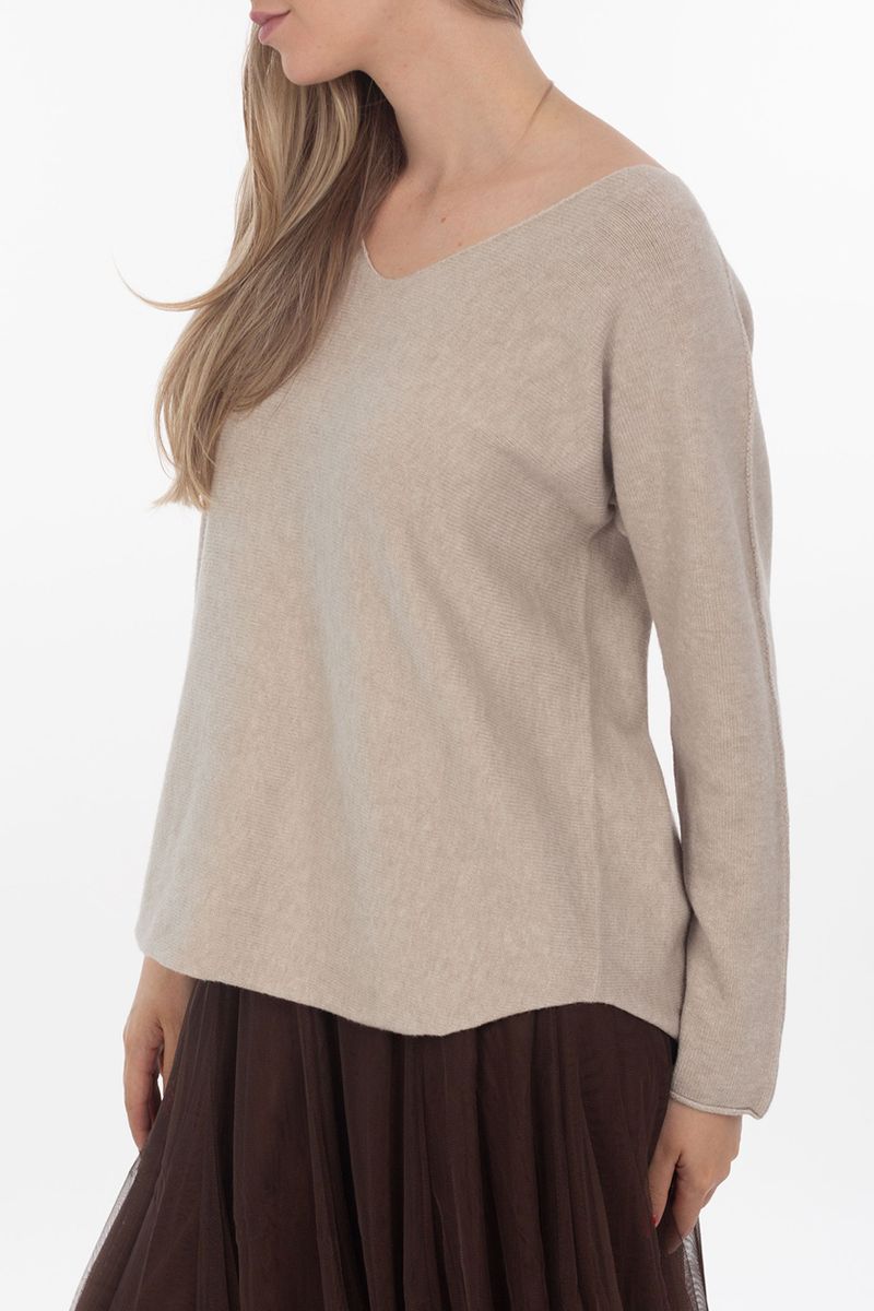 Knitted sweater with V-neck