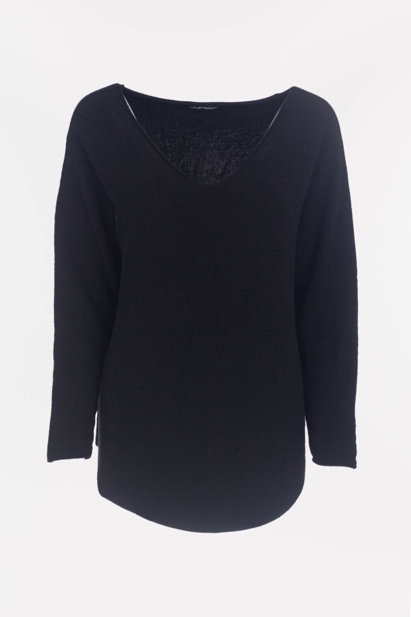 Knitted sweater with V-neck