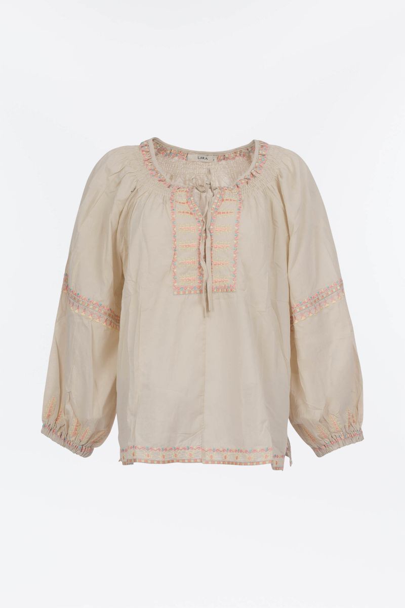 Bluse im Folklore-Style