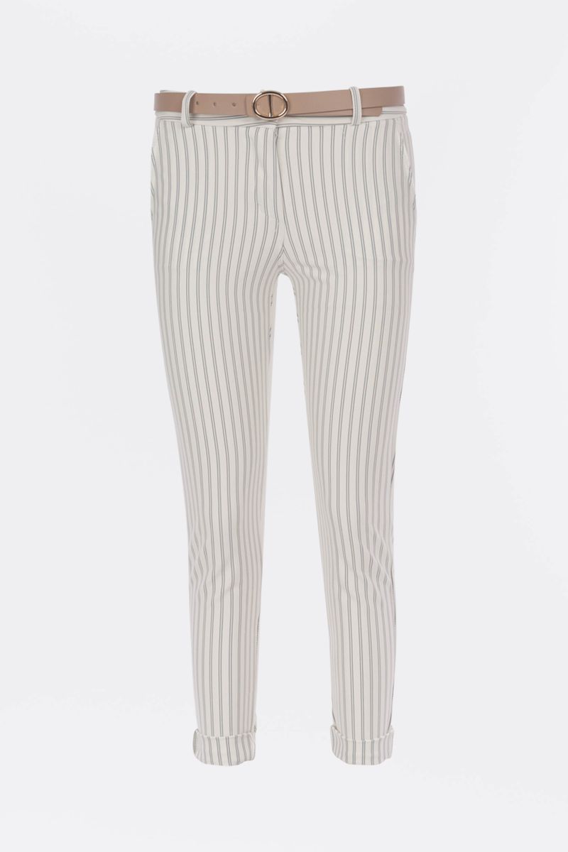 Nadelstreifen-Hose mit schmalem Bein