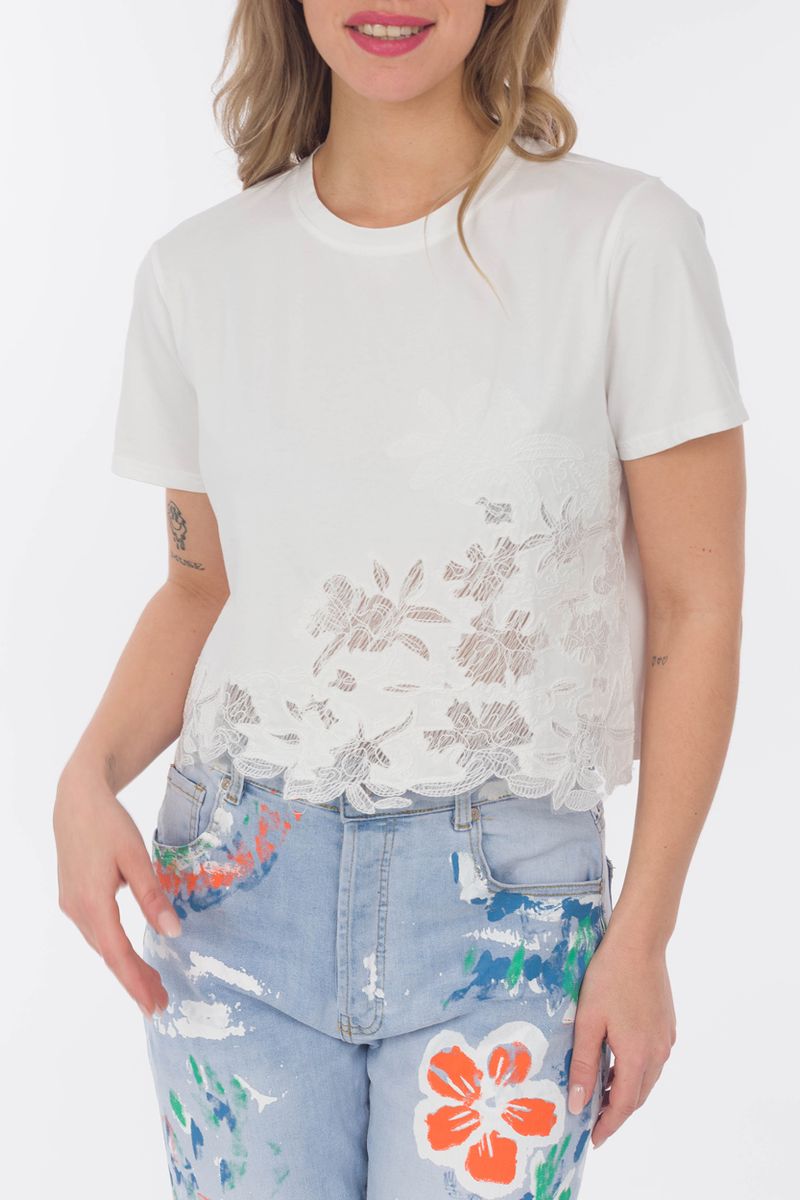 T-shirt met borduurwerk