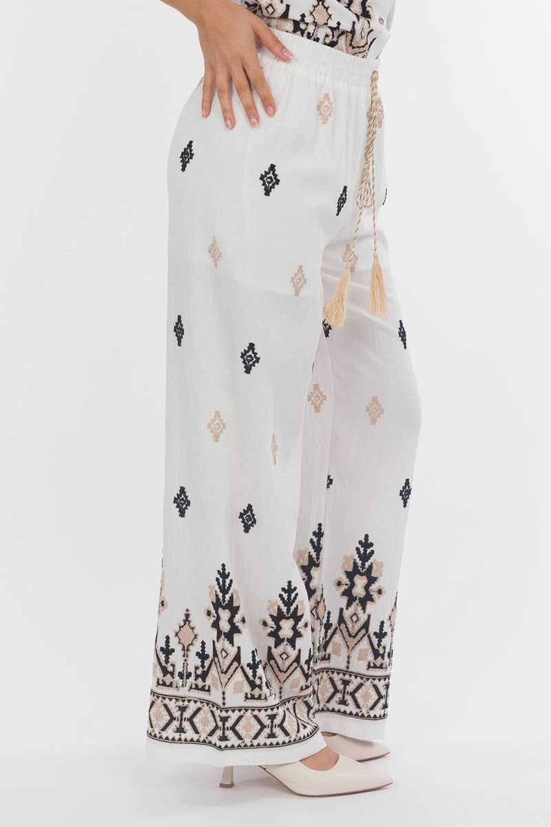 Pantaloni larghi in stile boho