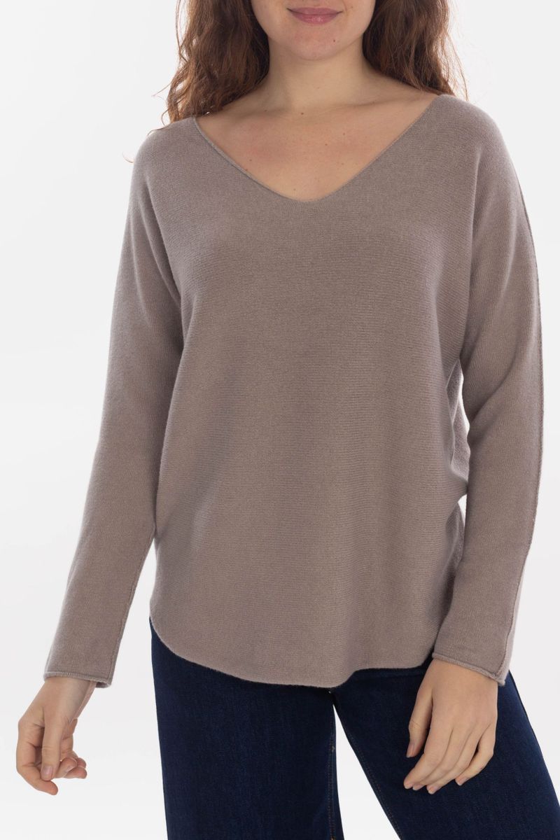 Knitted sweater with V-neck