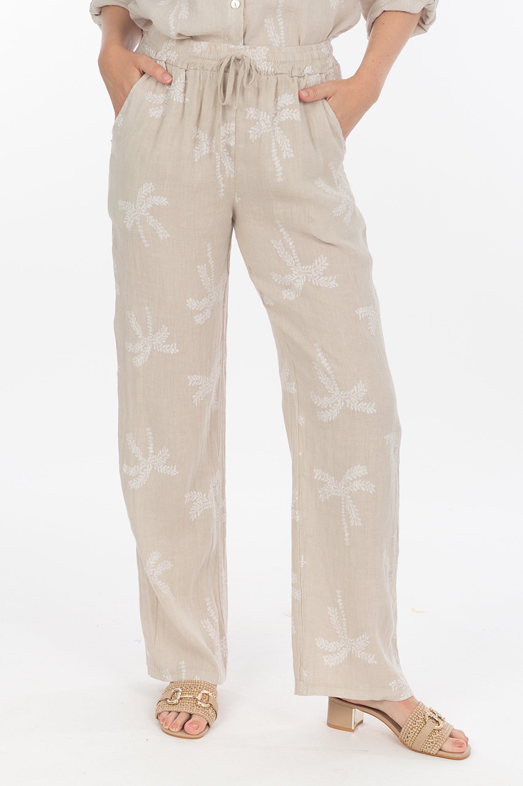 Linen trousers with patterns