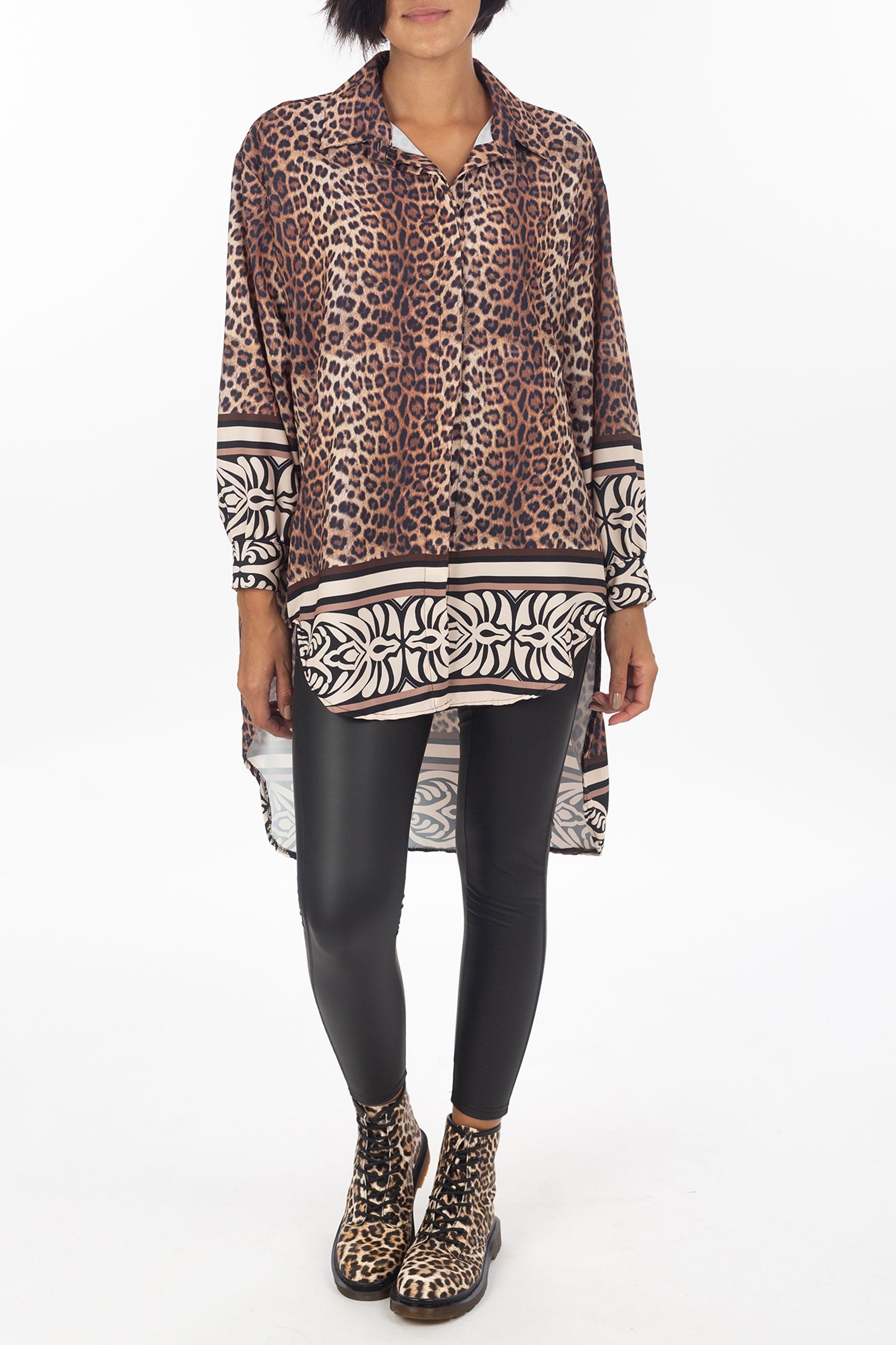 Long blouse with Leo pattern