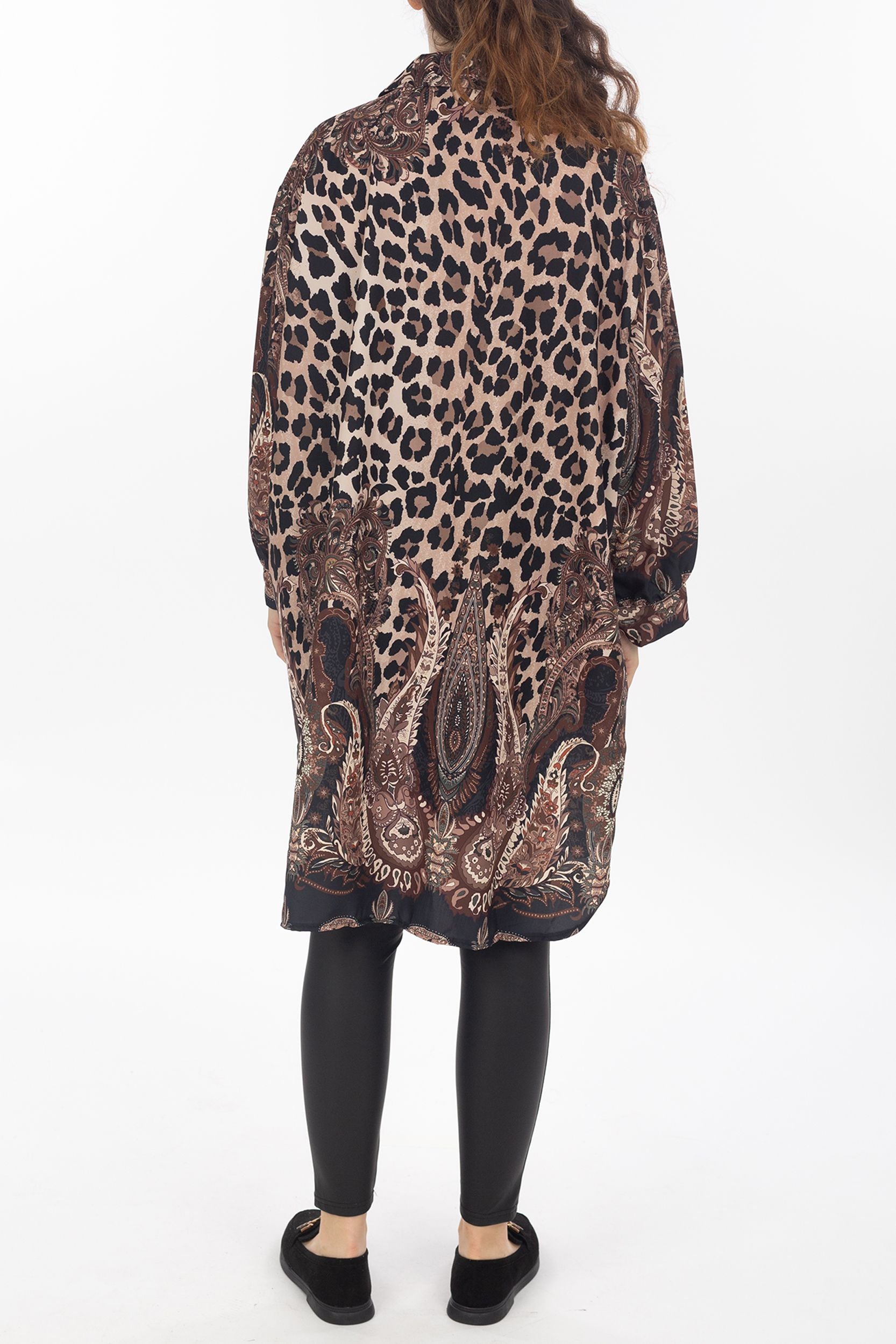 Blouses met Leo en Paisley -patroon