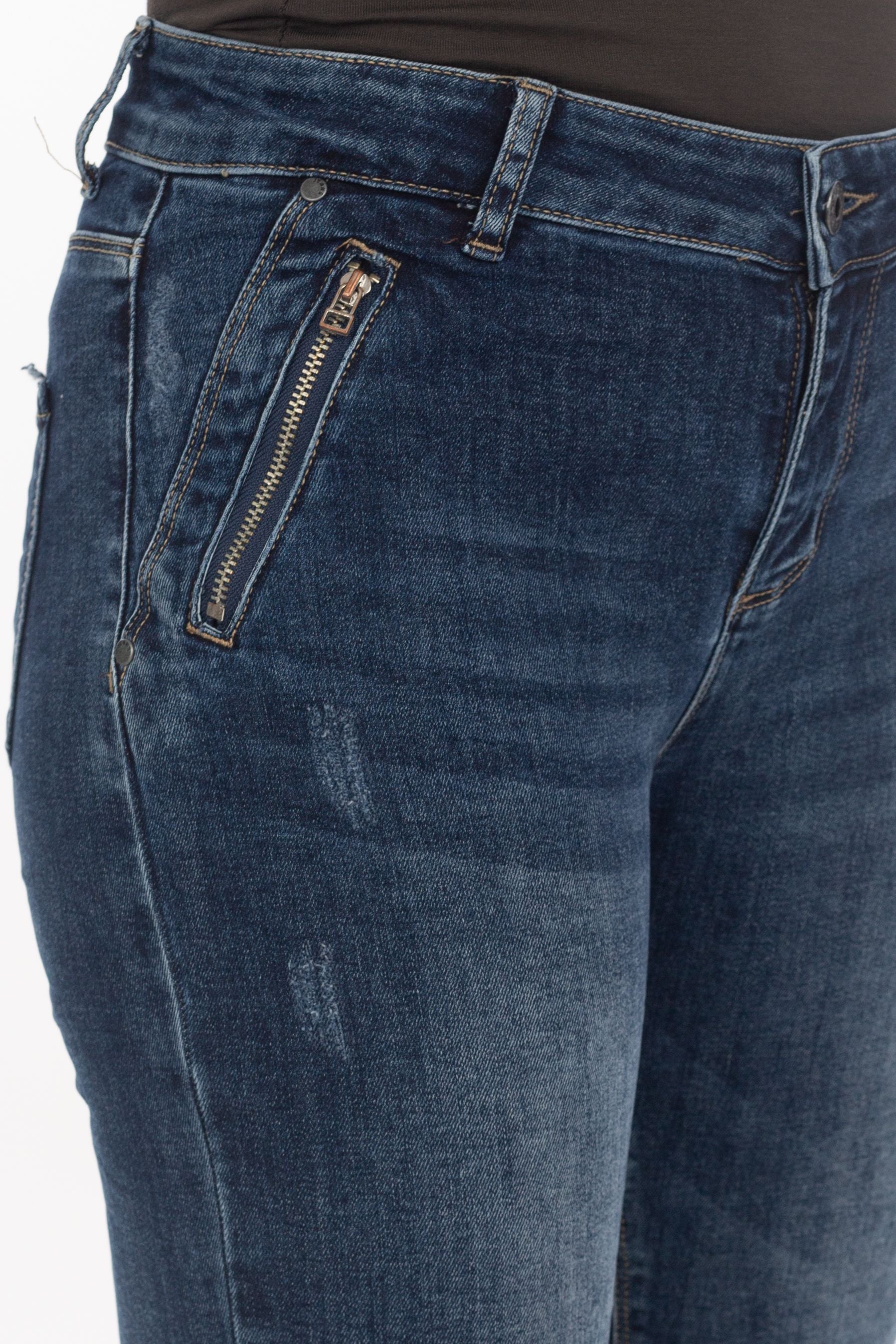 Jeans with zipper bags