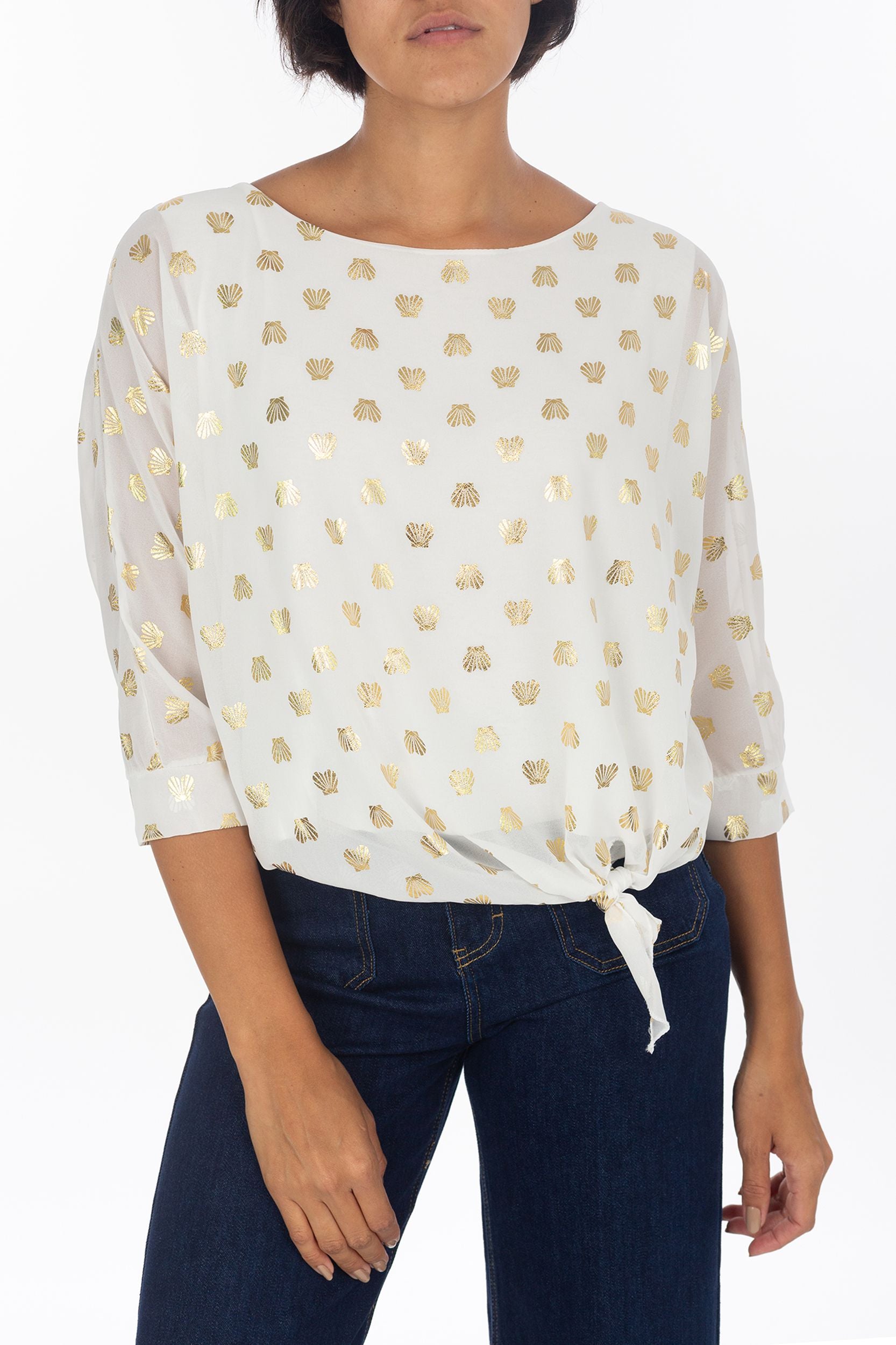 Blouse with a shell pattern