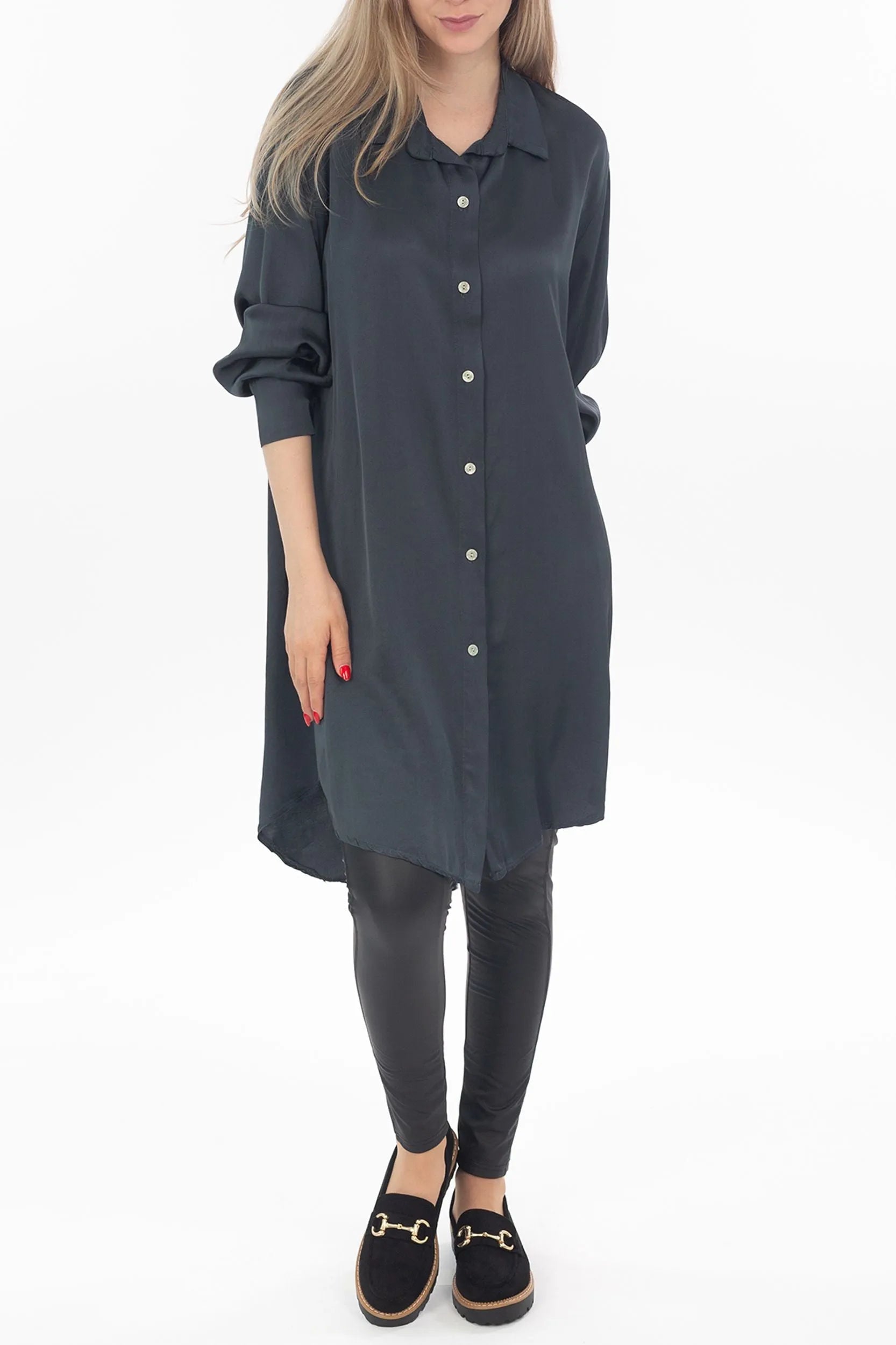 Long shirt blouse made of viscose silk