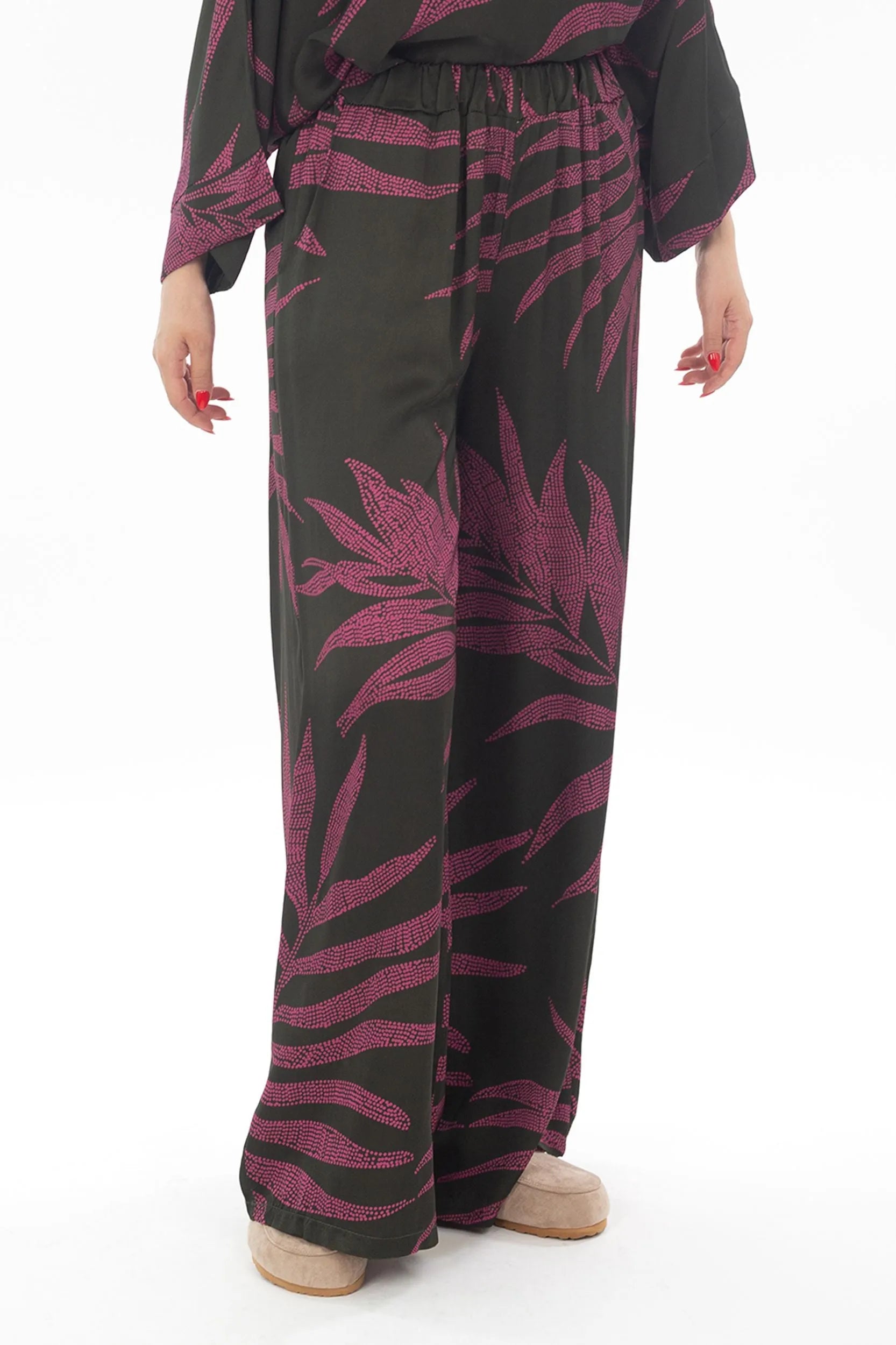 Hose mit gepunktetem Tropical-Muster