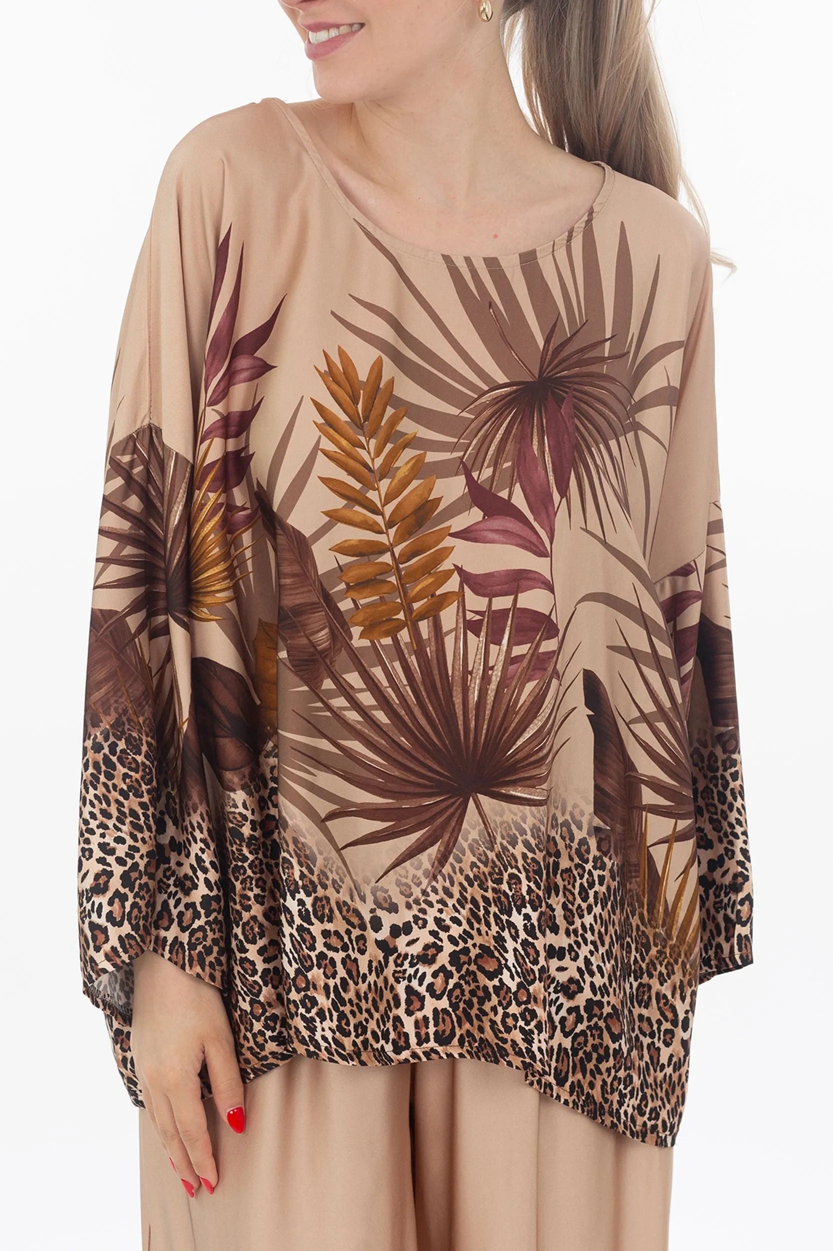 Blouse with tropical and leo pattern