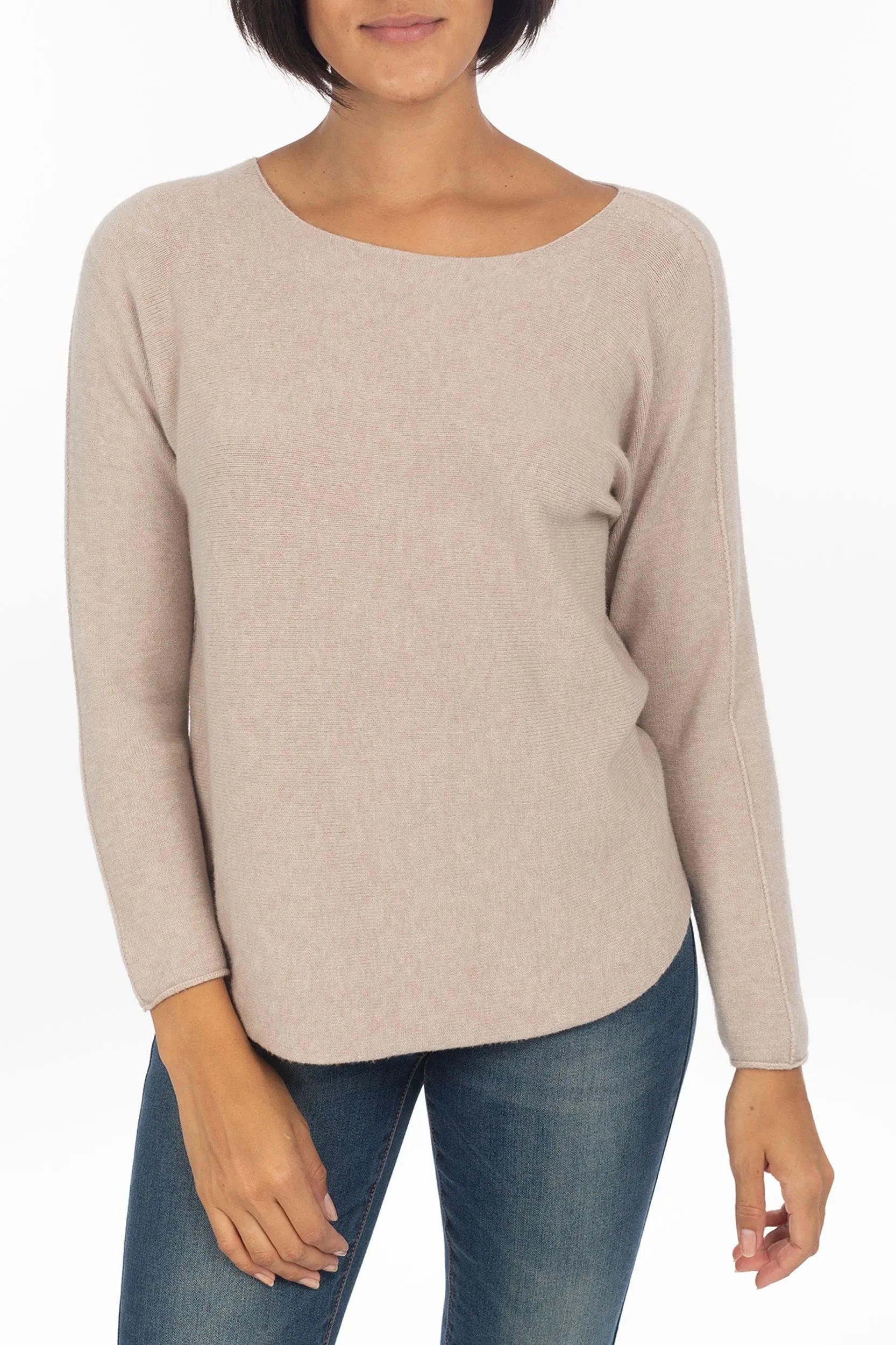 Classic Knitted sweater With round neck