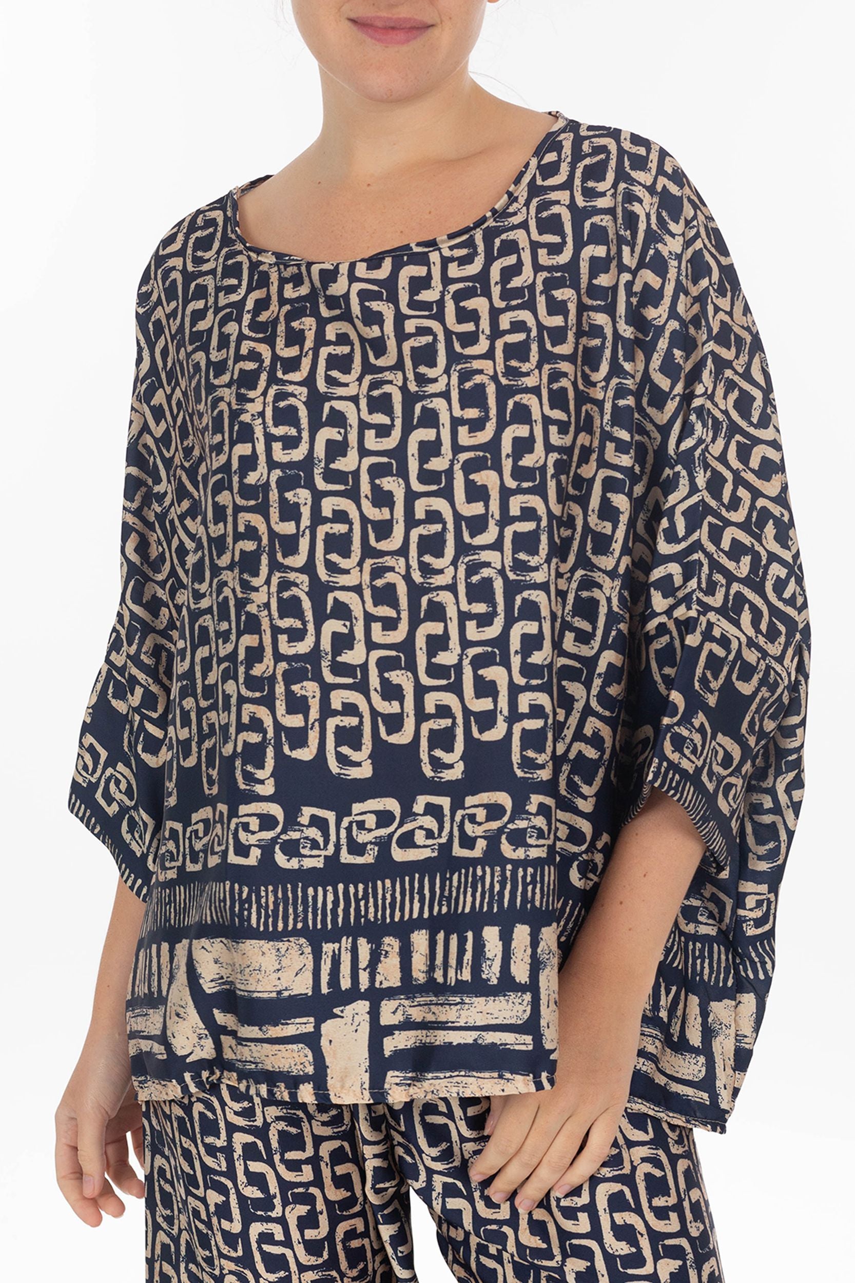 Blouses met all-over print