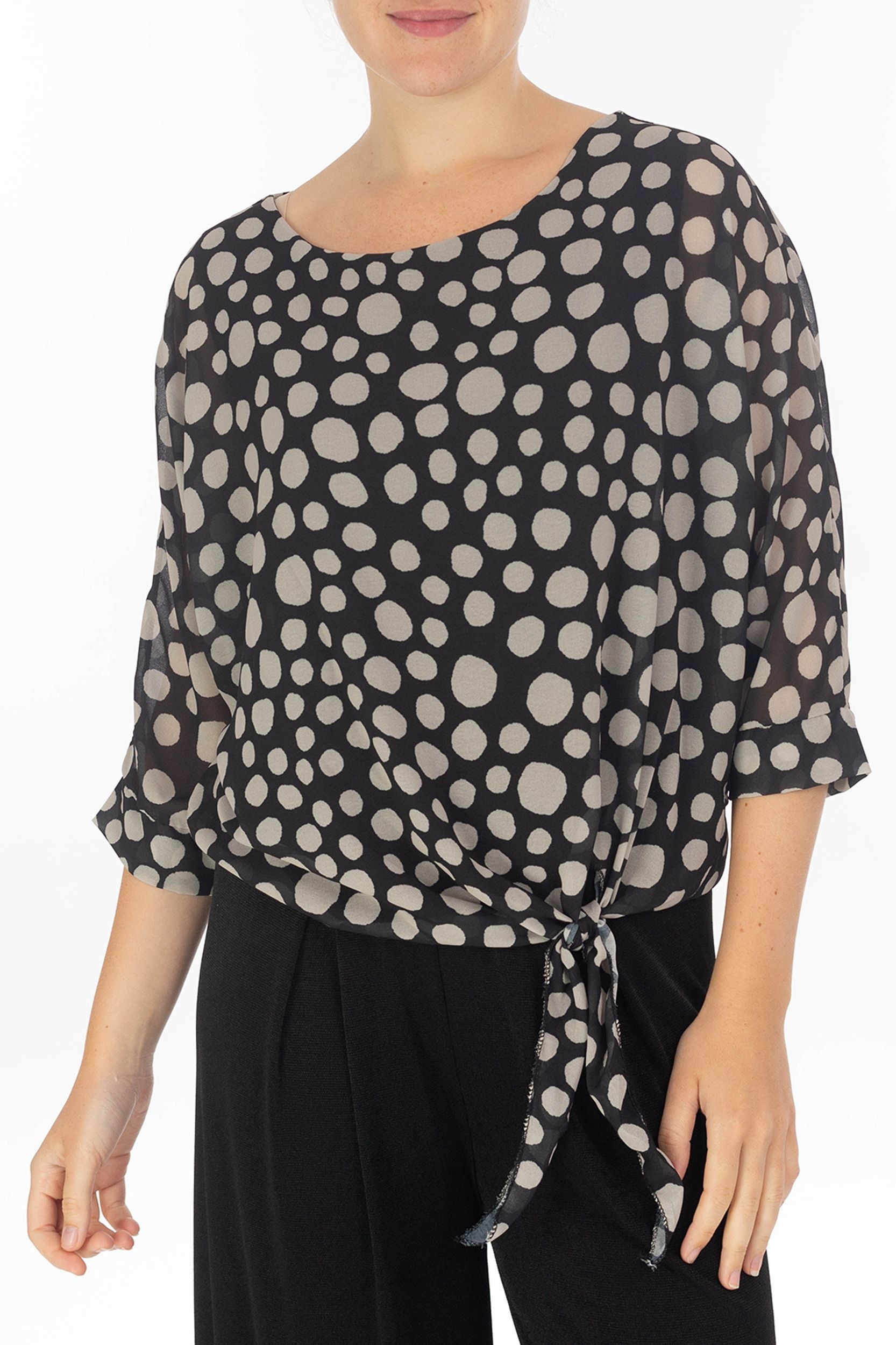 Blouse with dots