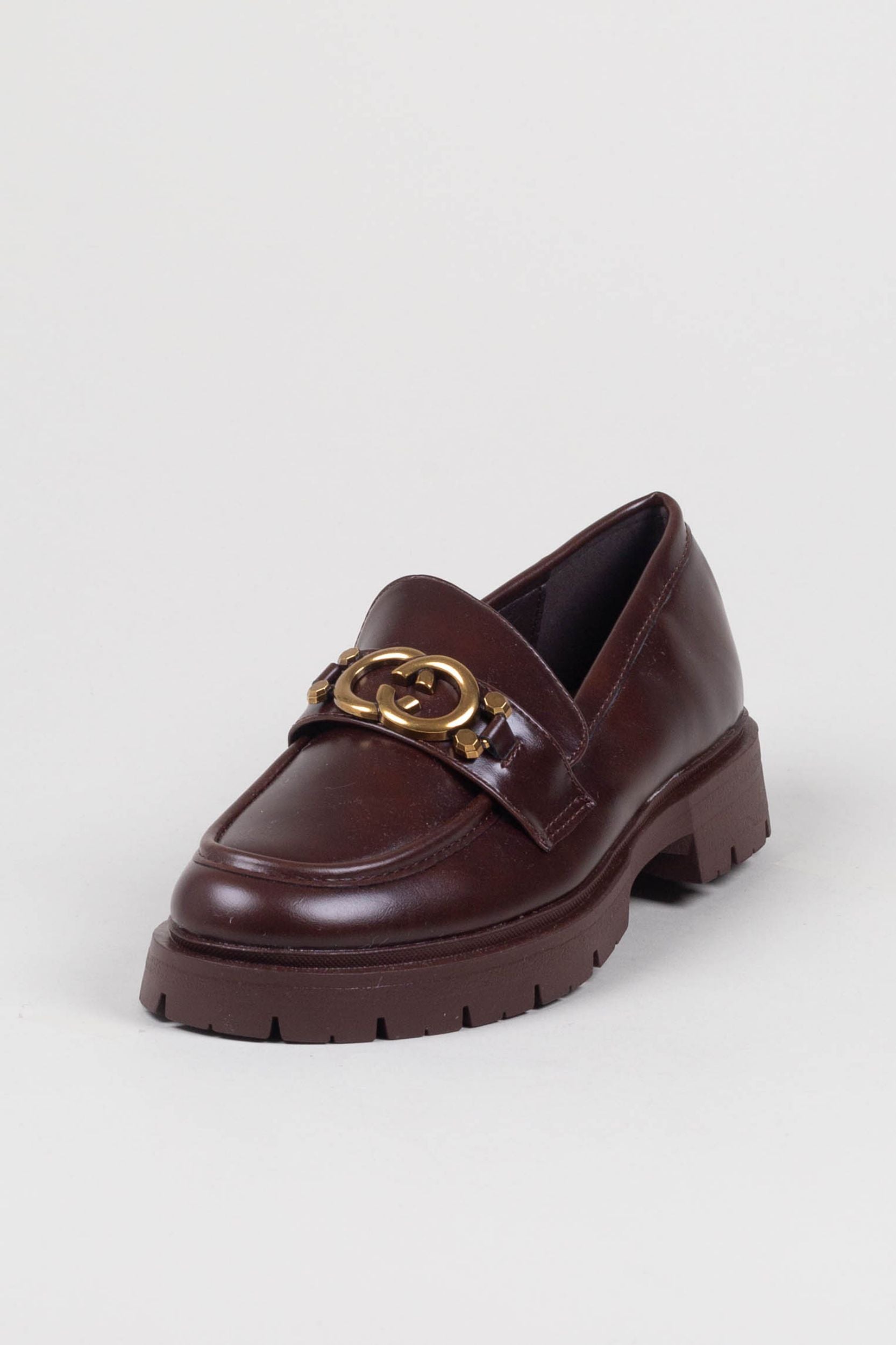 Loafer mit goldener Schnalle