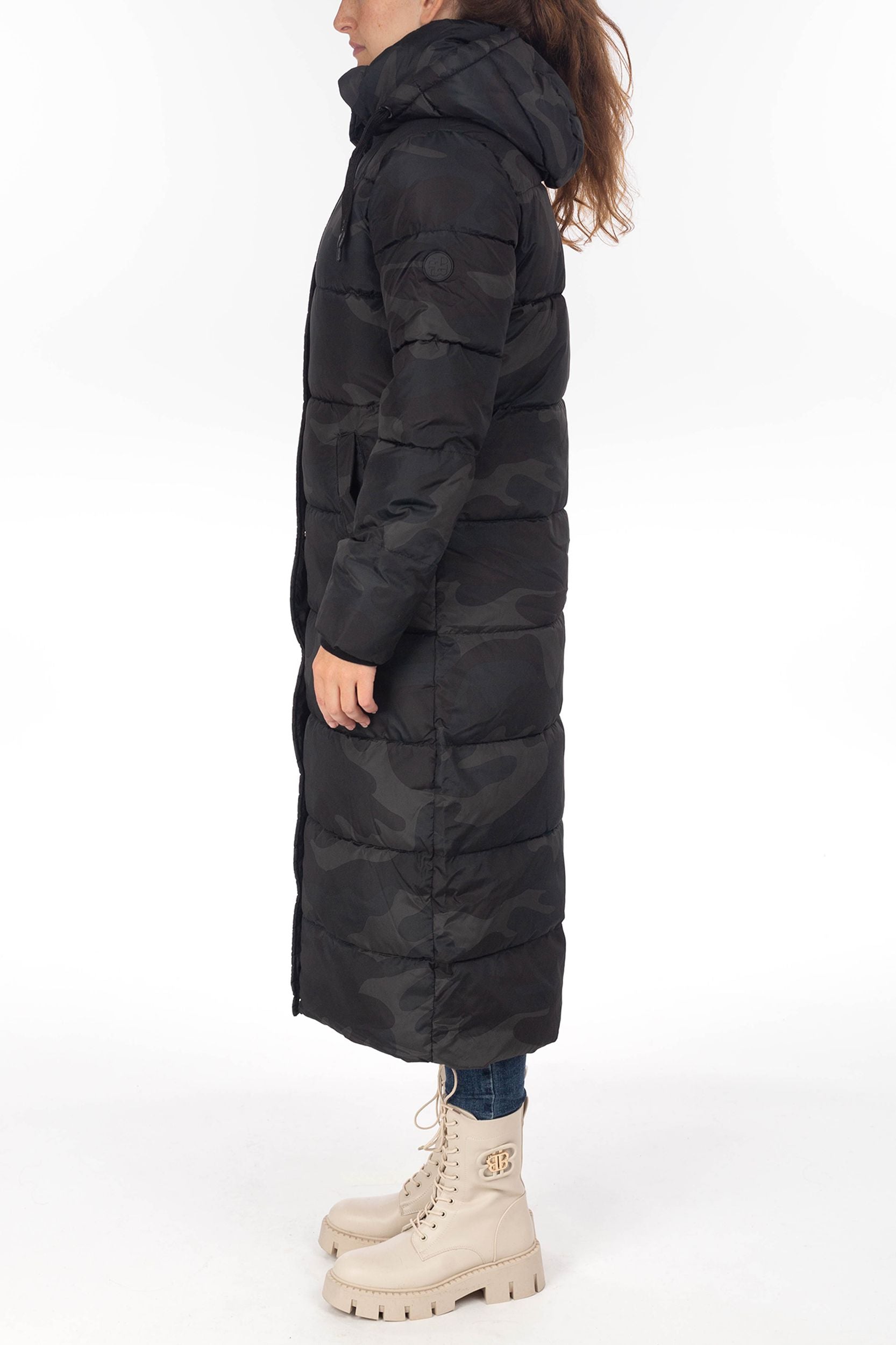 Long camouflage quilting coat