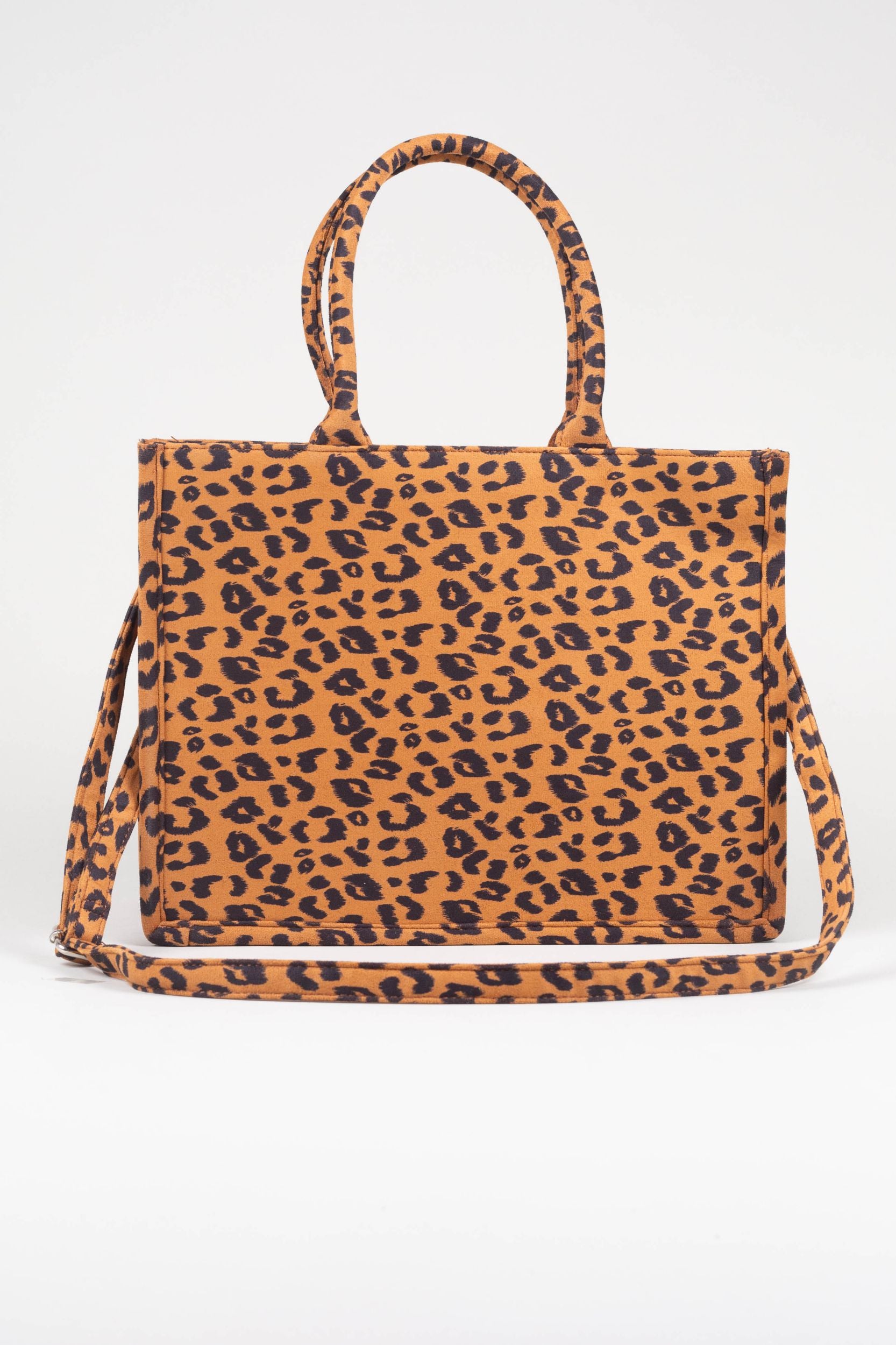 Handbag with Leo pattern