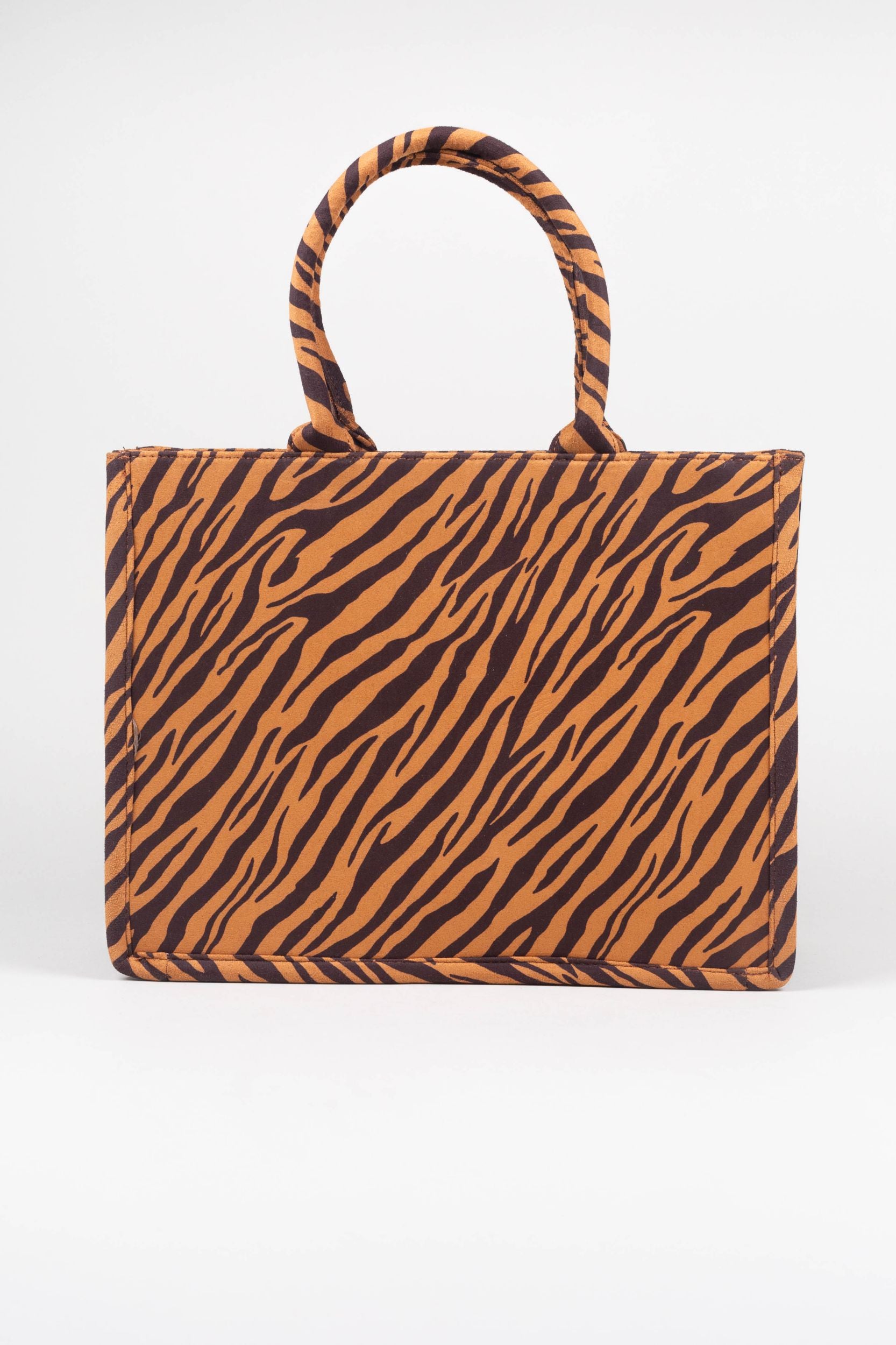 Handbag with tiger pattern