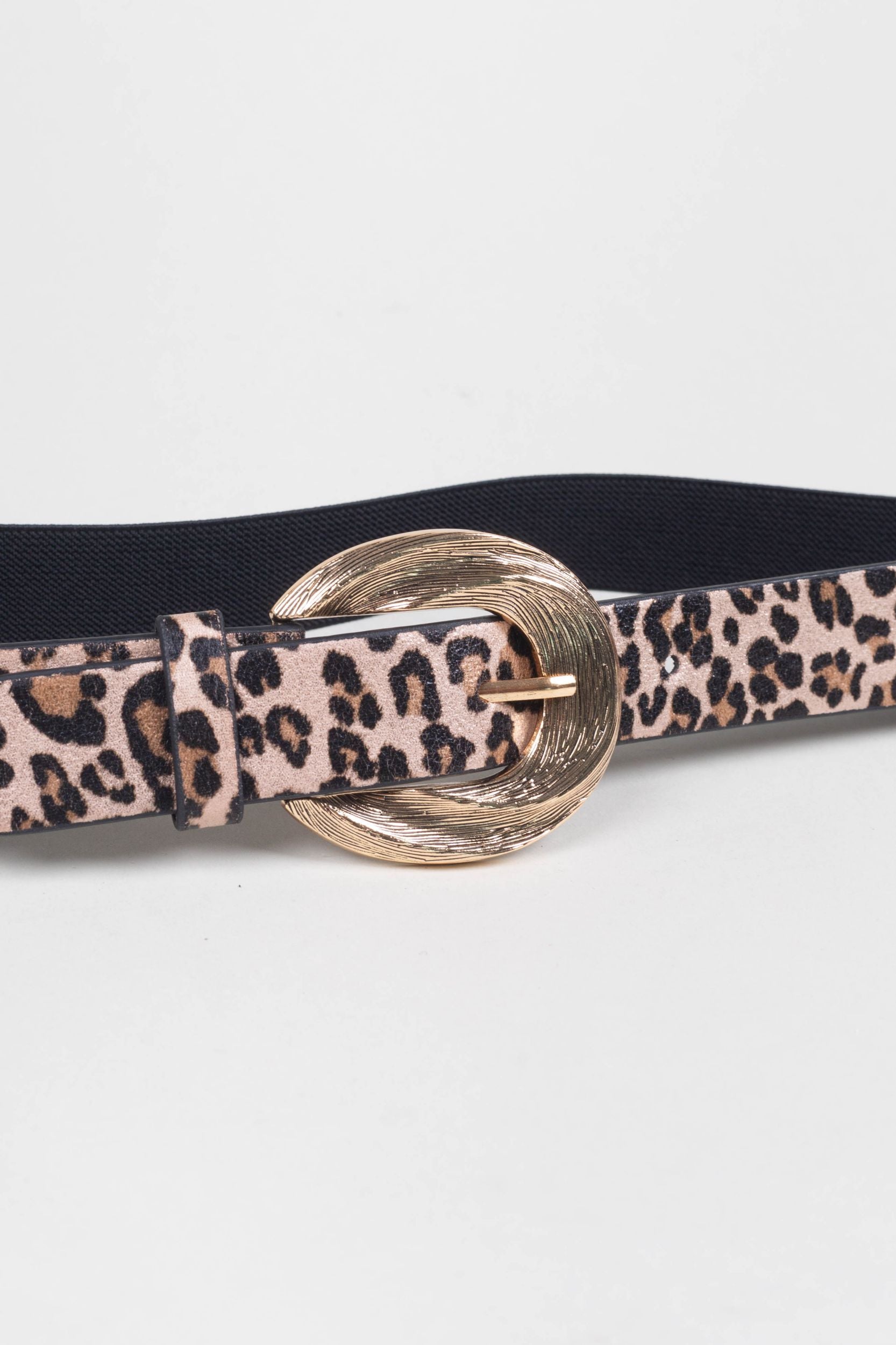 Thin belt with animal pattern