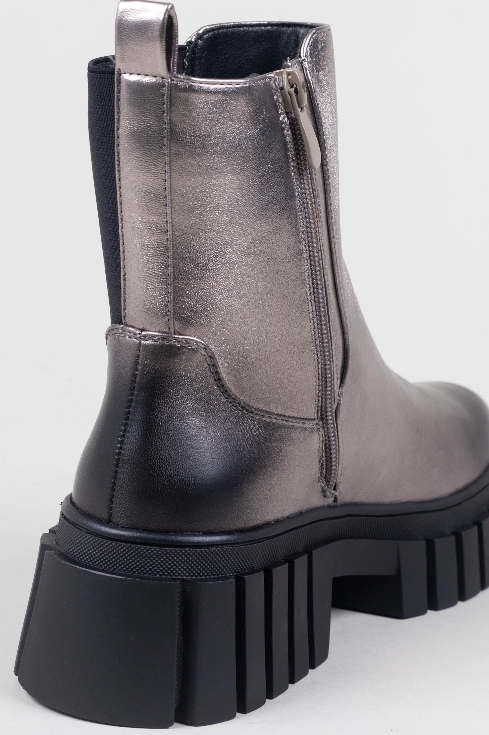 Silberne Chelsea Boots