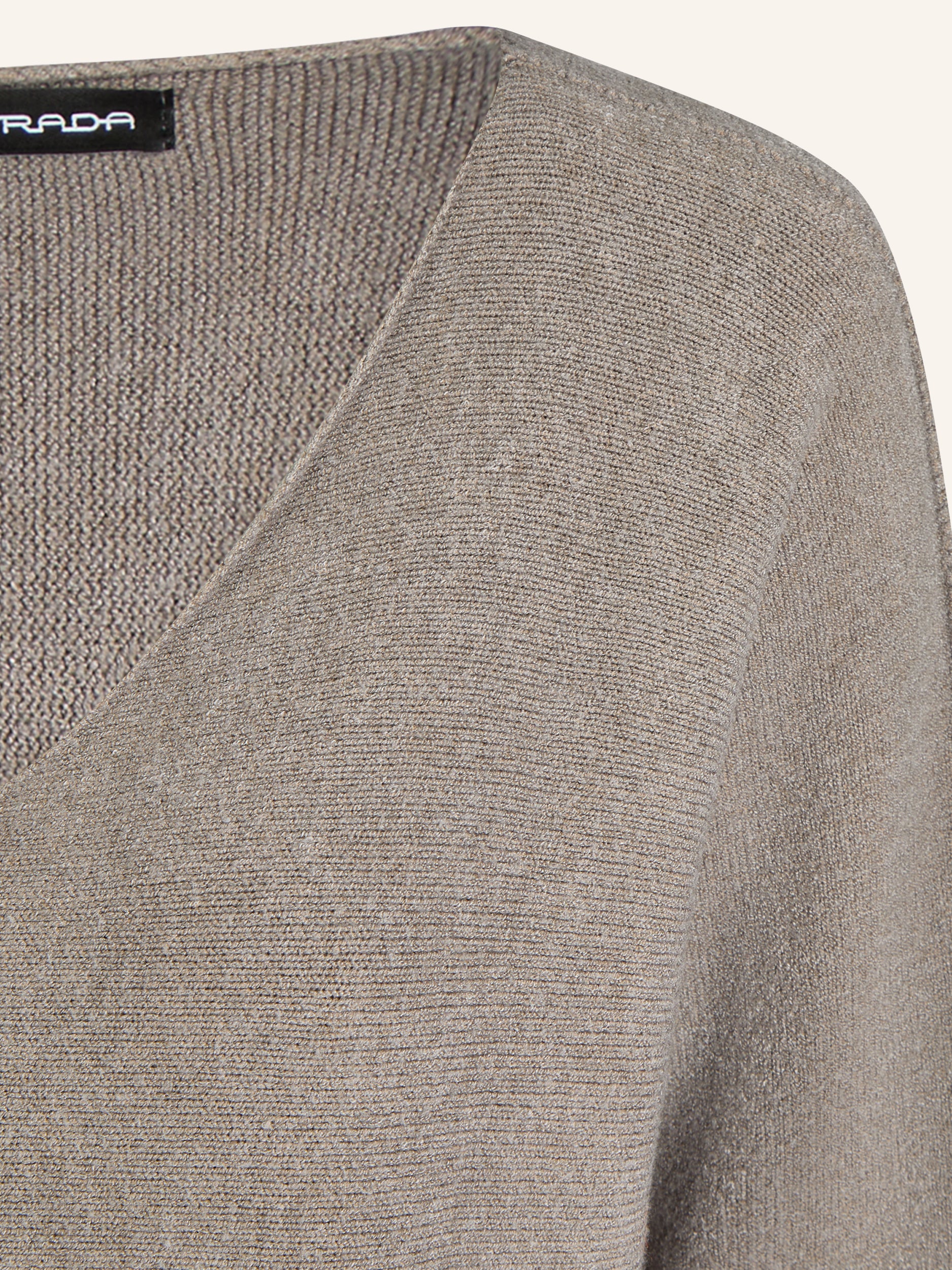 Elegantes Feinstrick-Shirt