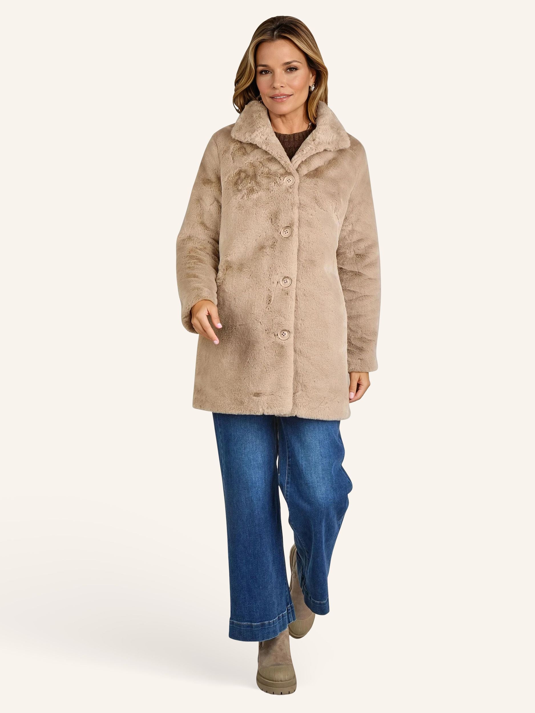 Mantel in Kunstfell-Optik