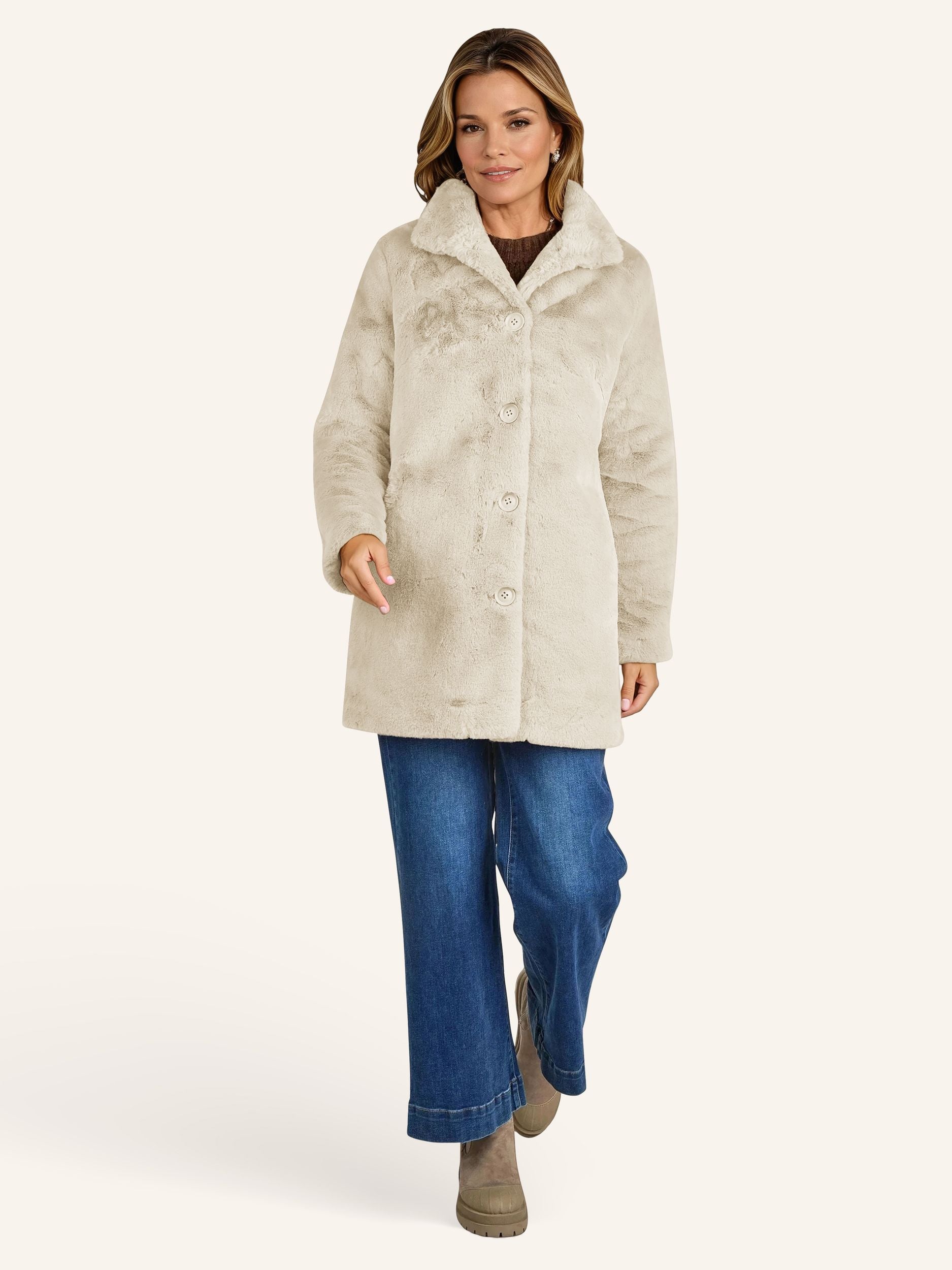 Mantel in Kunstfell-Optik