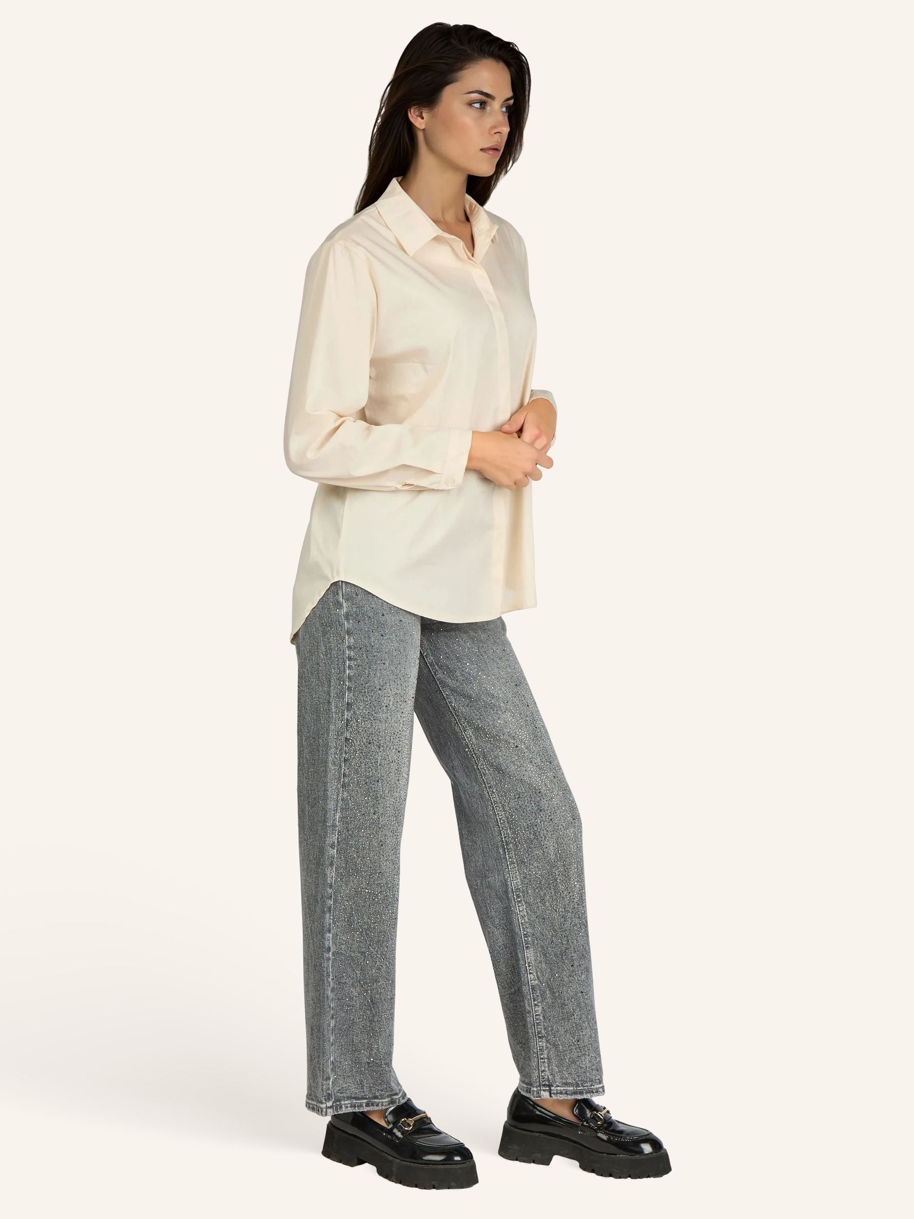 Bluse mit verdeckter Knopfleiste