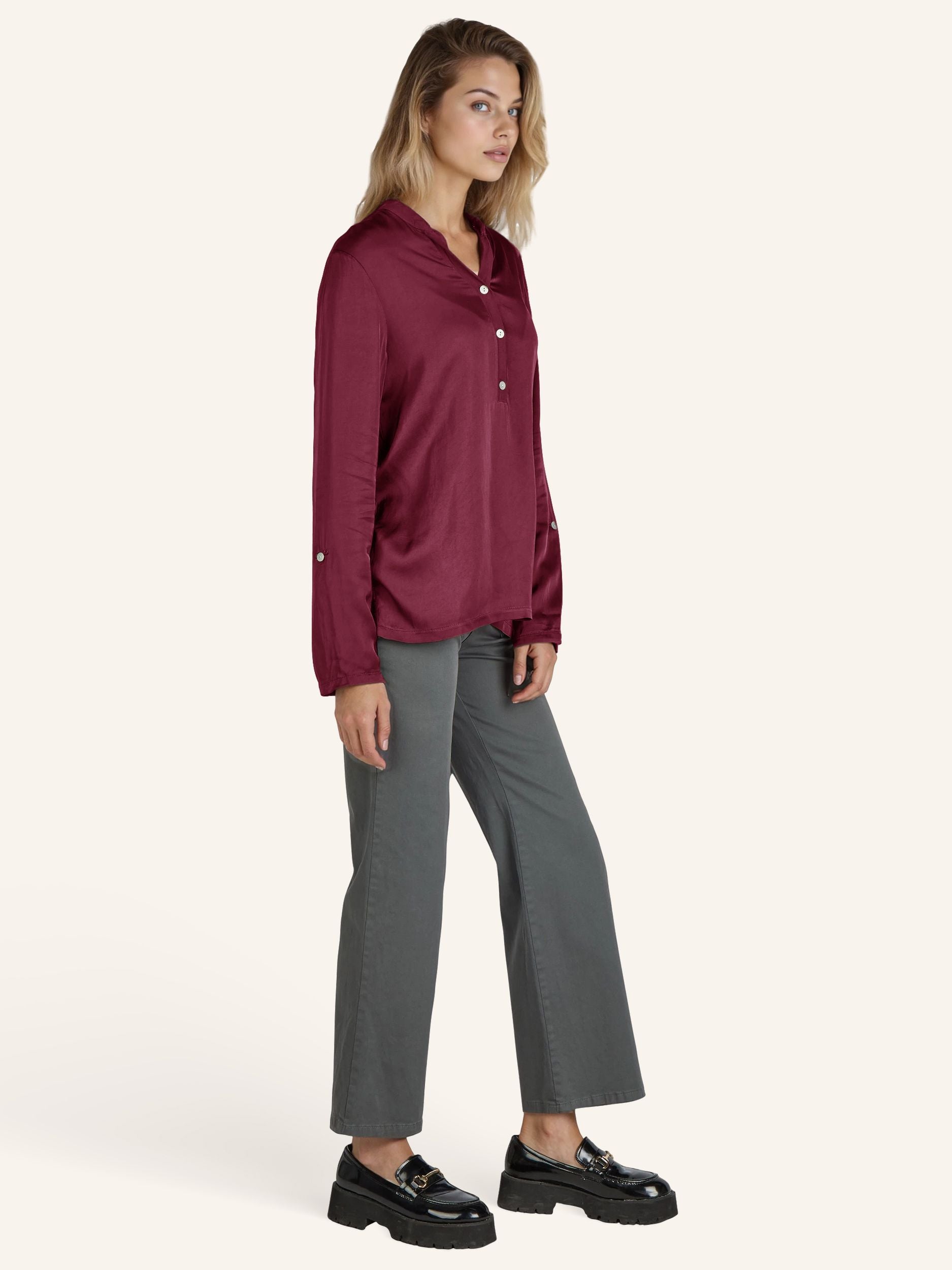 Bluse in Satin-Optik