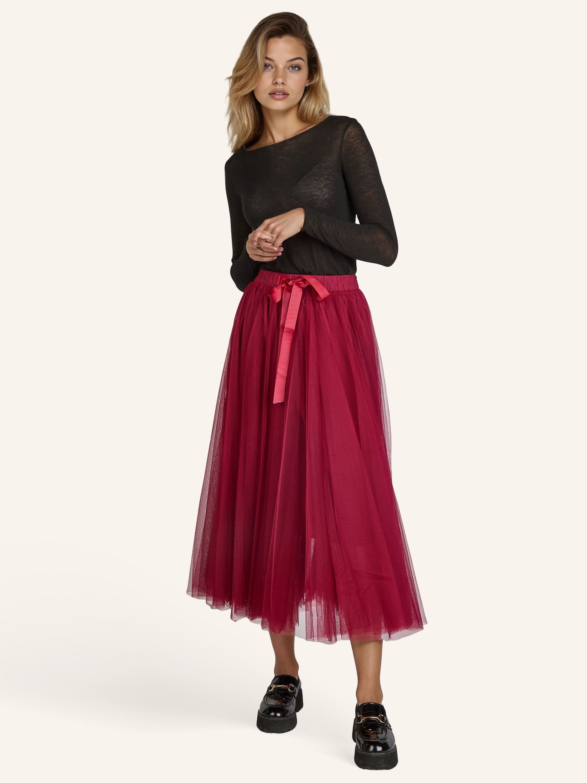 Tüllrock mit Satinband